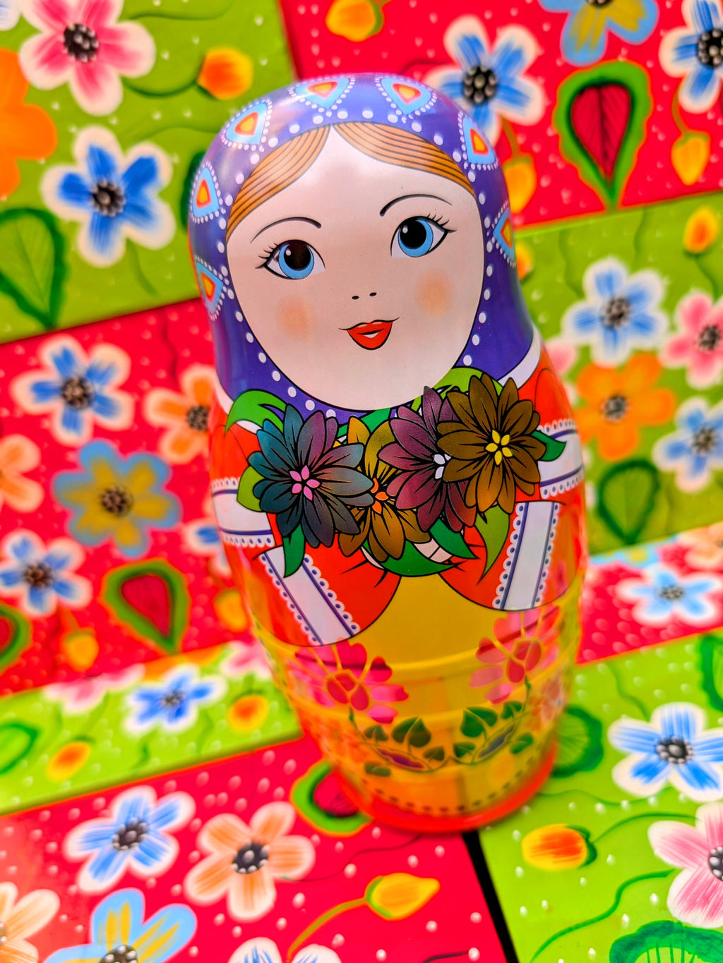 Matryoshka tin toy