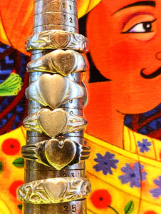 1980s Rajasthani heart rings, handmade in and around Pushkar from silver with incised details.

Some work for many years, wearing away the original design beautifully.


These pieces vary in wear and tear, so please examine images!


Tribal antique silver traditionally has no hallmarks, but all that we sell have an 80-90% content, as these pieces would have been historically made from old melted down jewellery and coins.  


