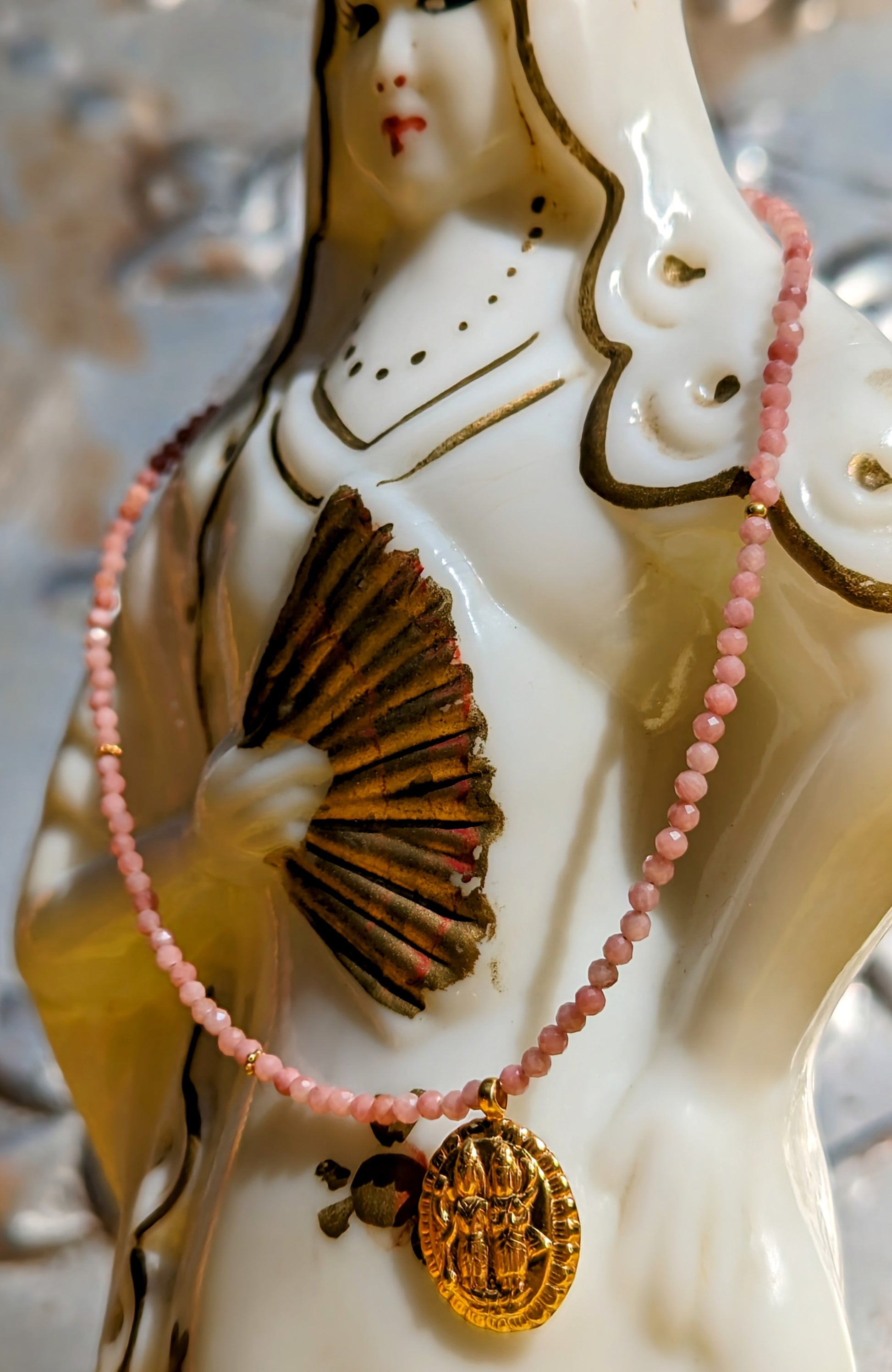 Semi precious necklaces with gold