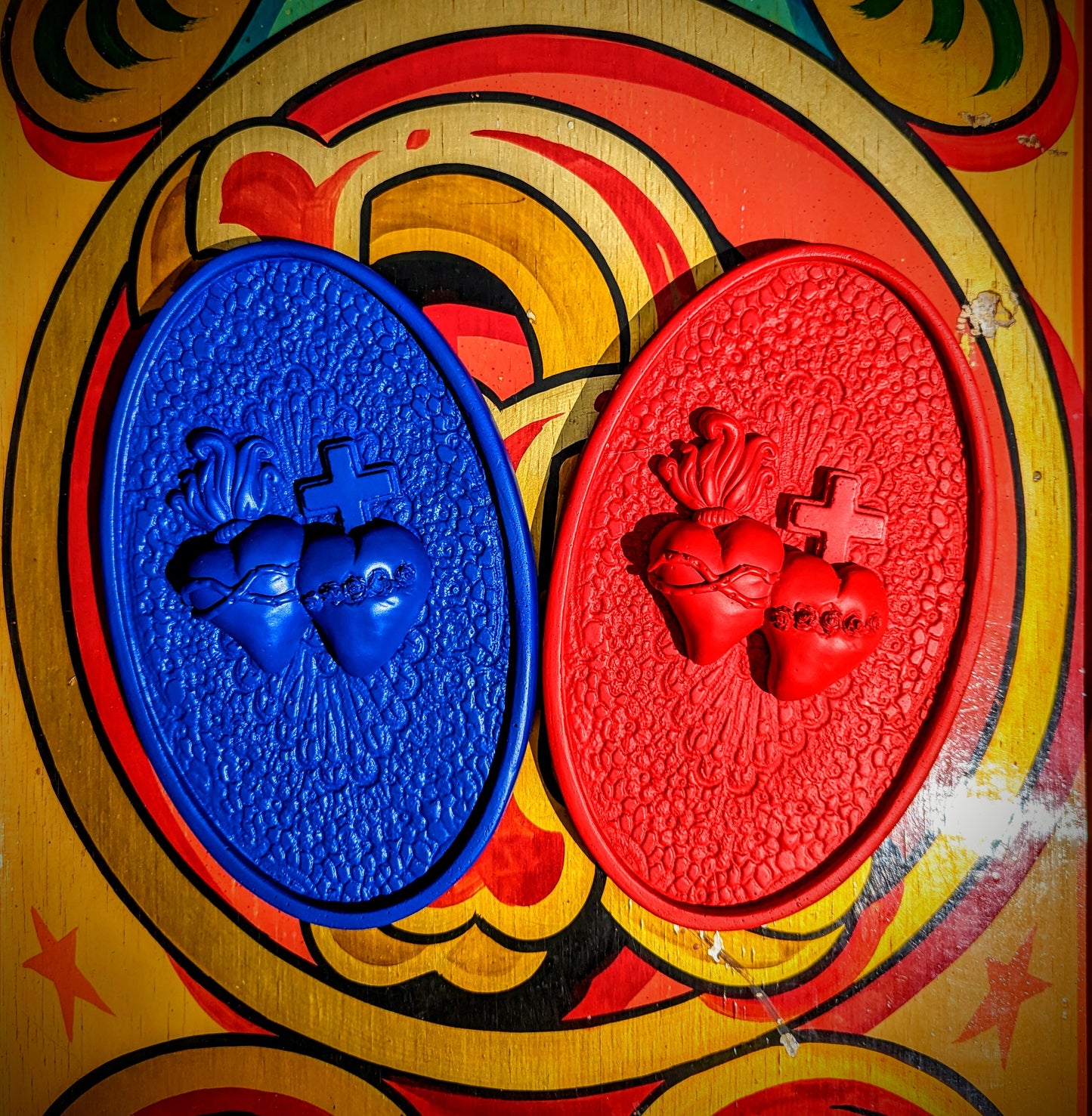 Plaster plaques - Joined sacred hearts