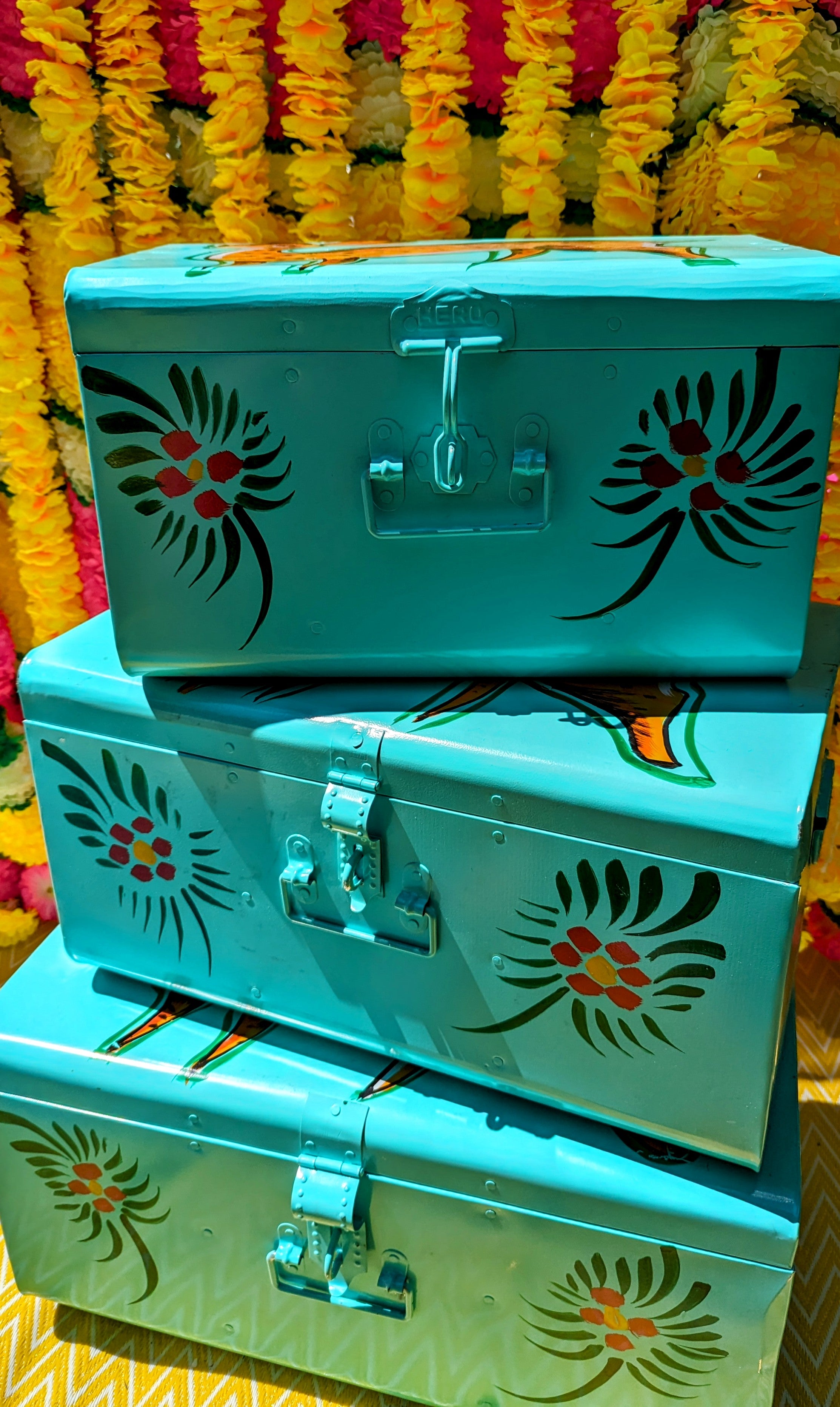 Indian truck art trunks - Bambi