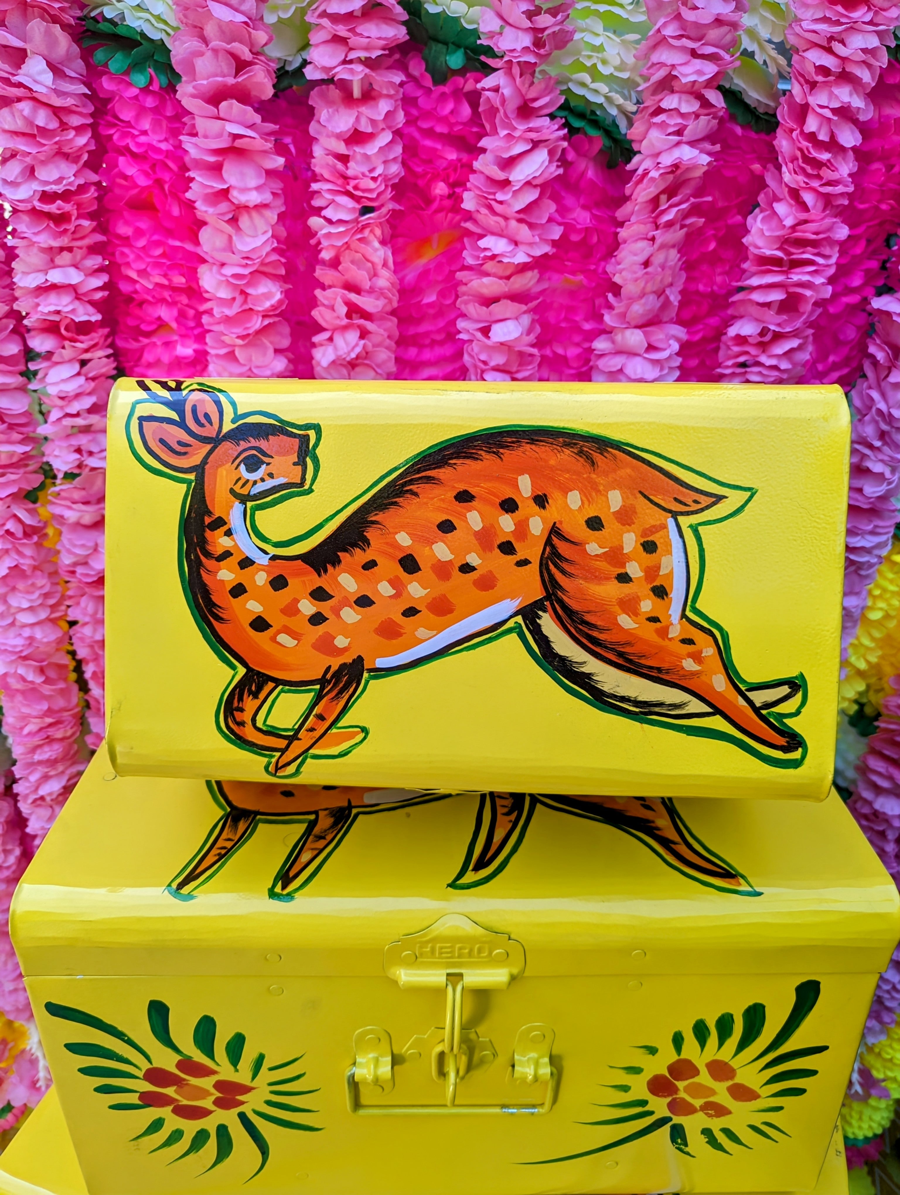 Indian truck art trunks - Bambi