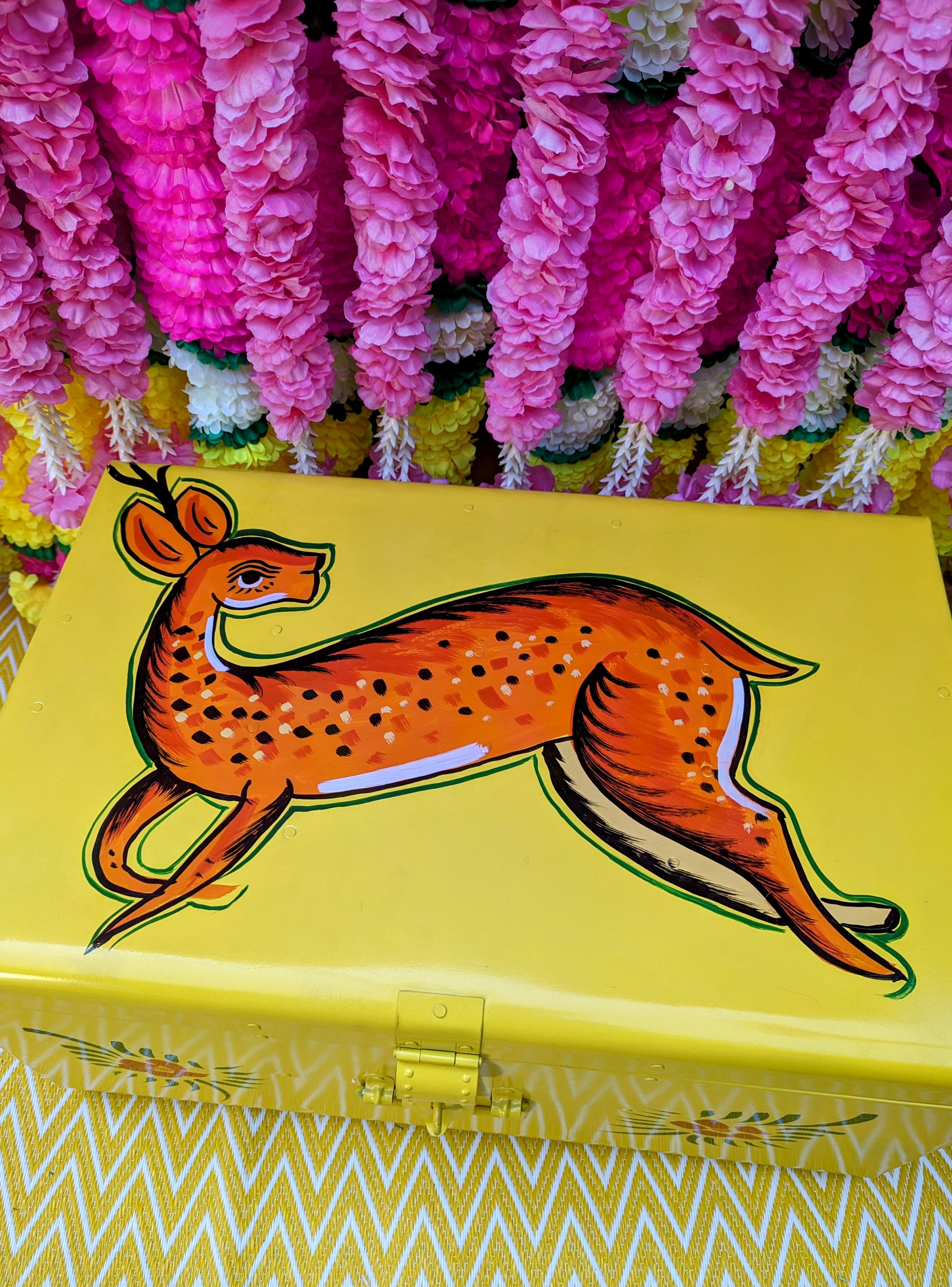 Indian truck art trunks - Bambi