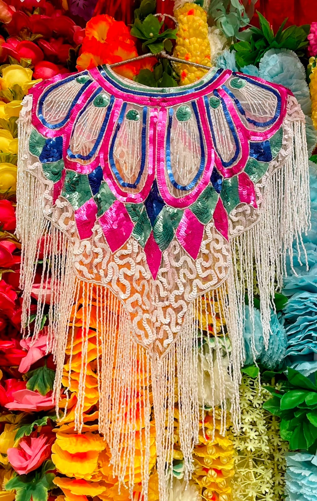 Disco dolly scallop sequin cape