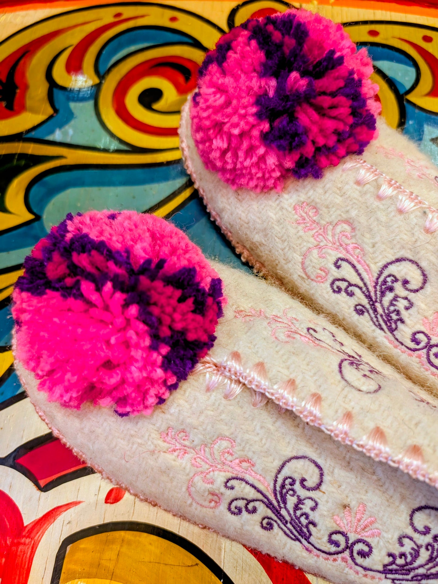 Greek pom pom slippers - size 36