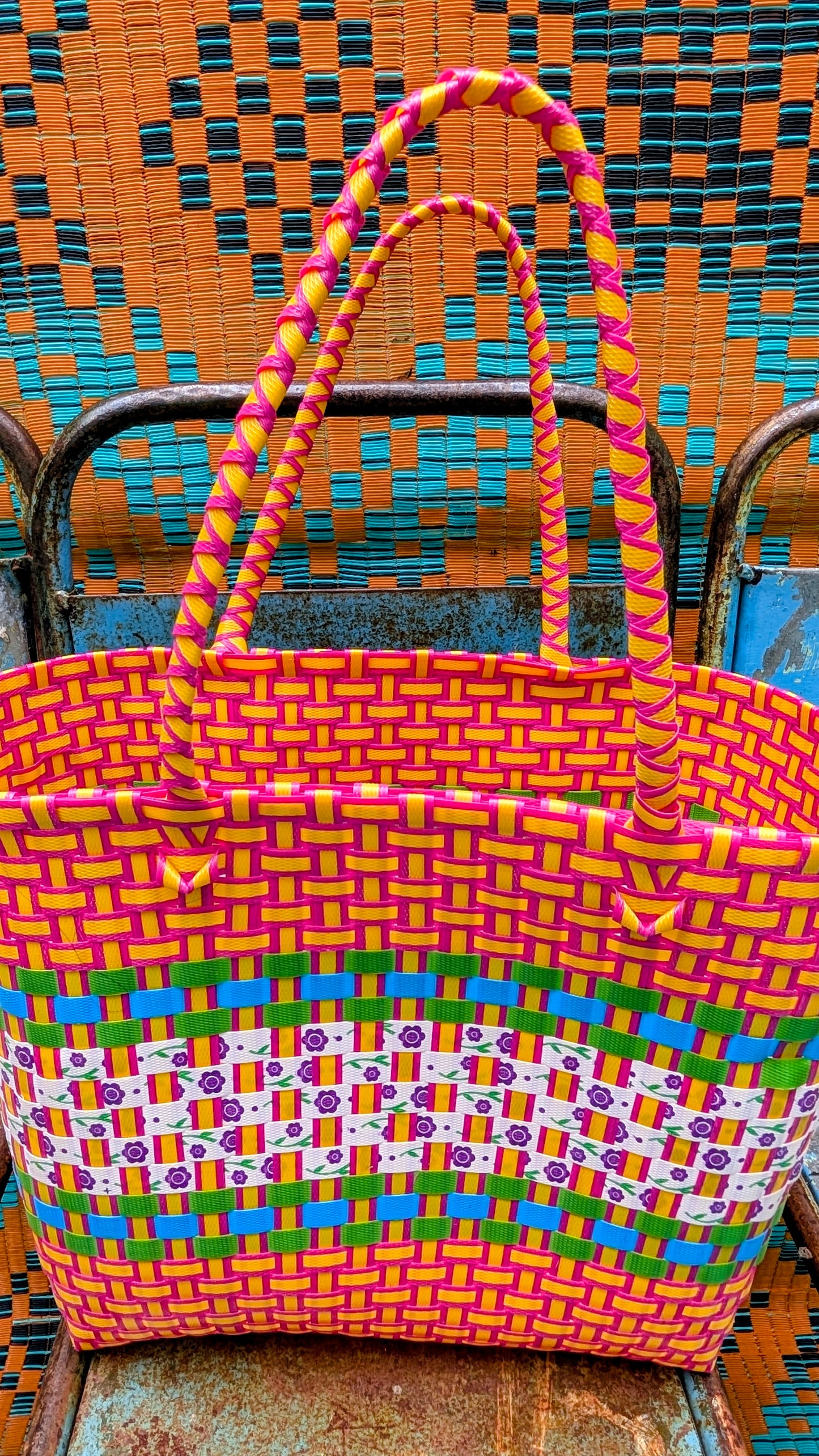 Retro woven basket