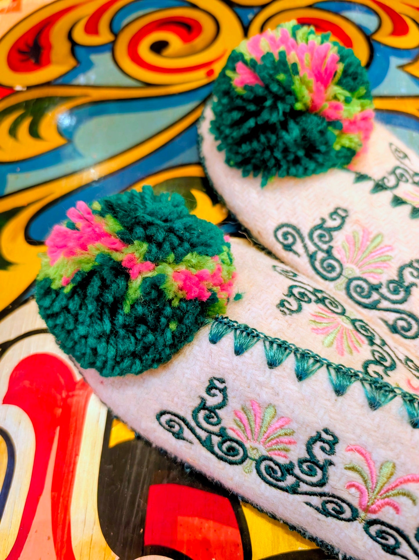 Greek pom pom slippers - size 36