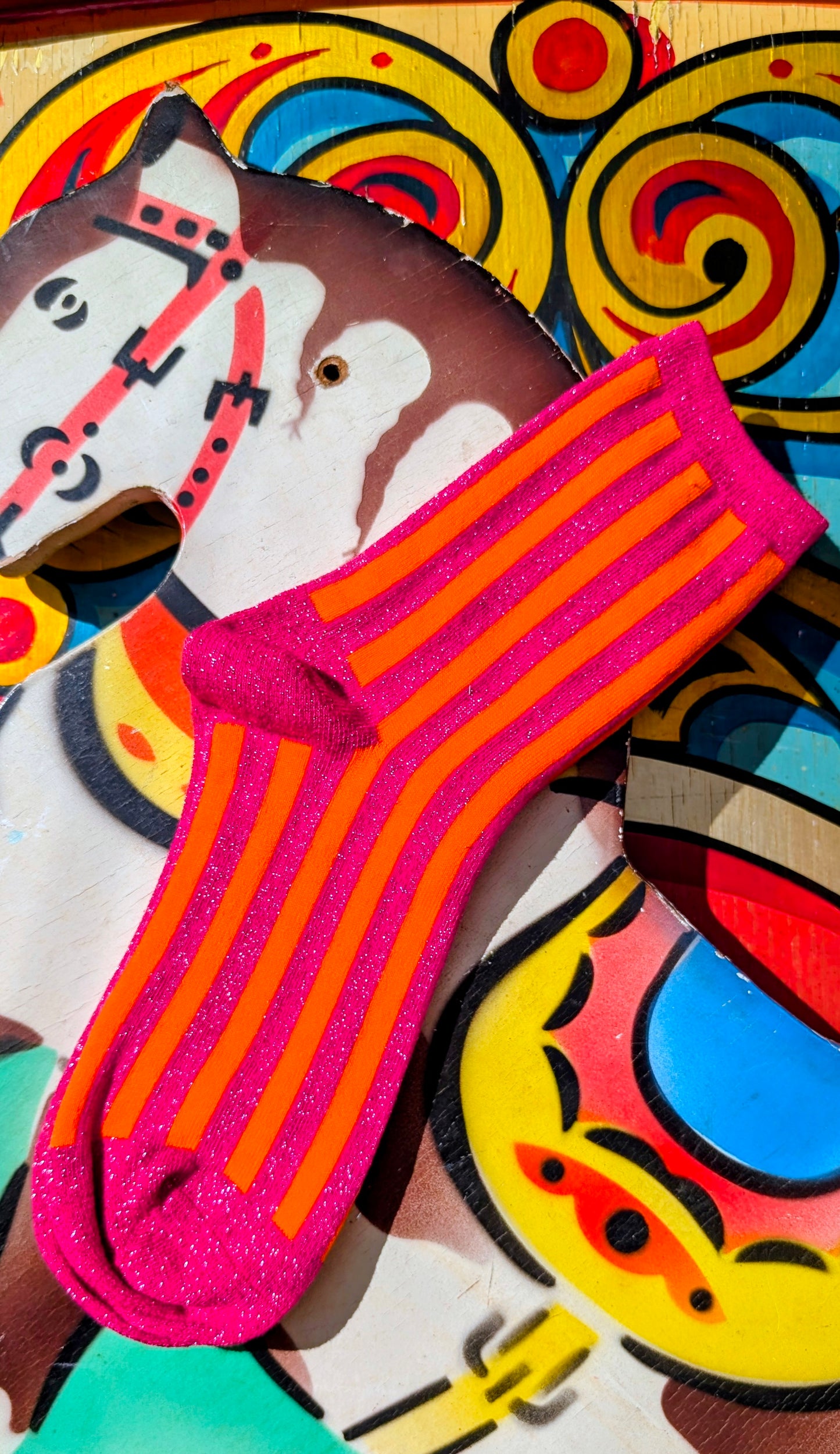Circus stripes glitter socks