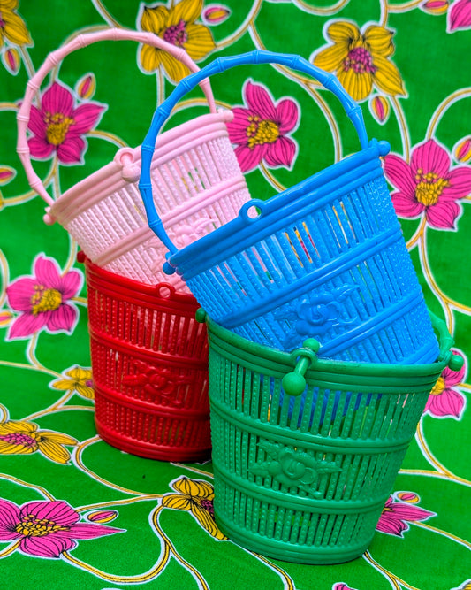 Vintage dead stock flower basket