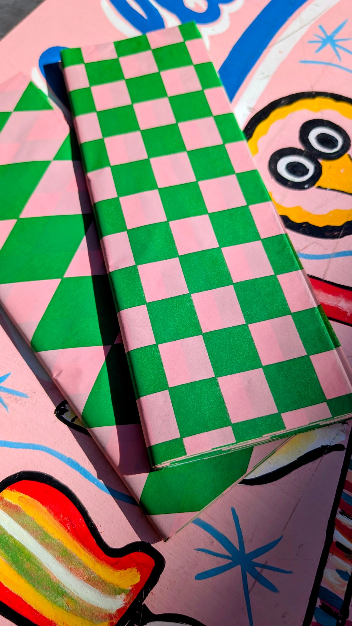 Patterntastic tissue wrap