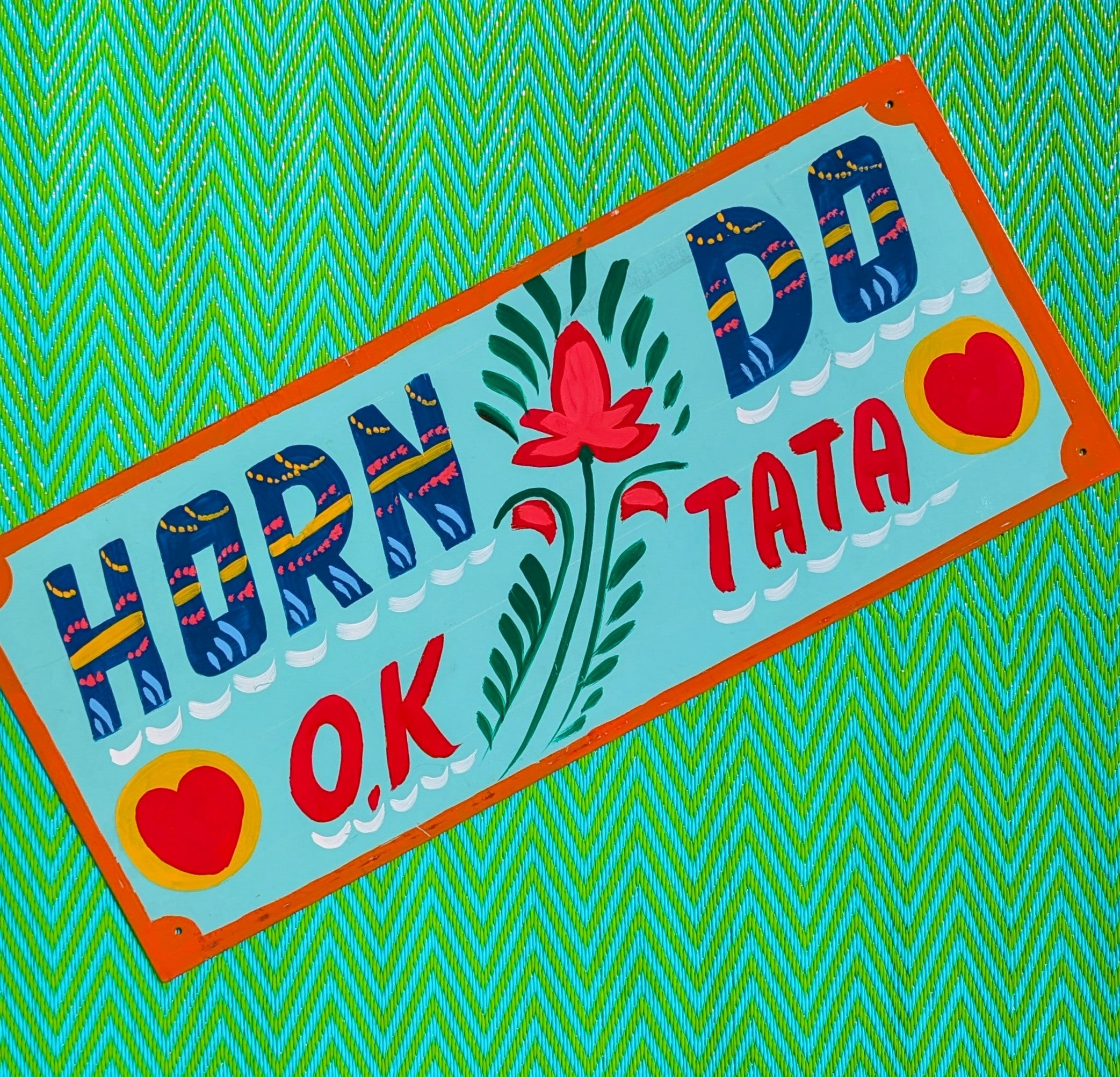 HORN PLEASE!