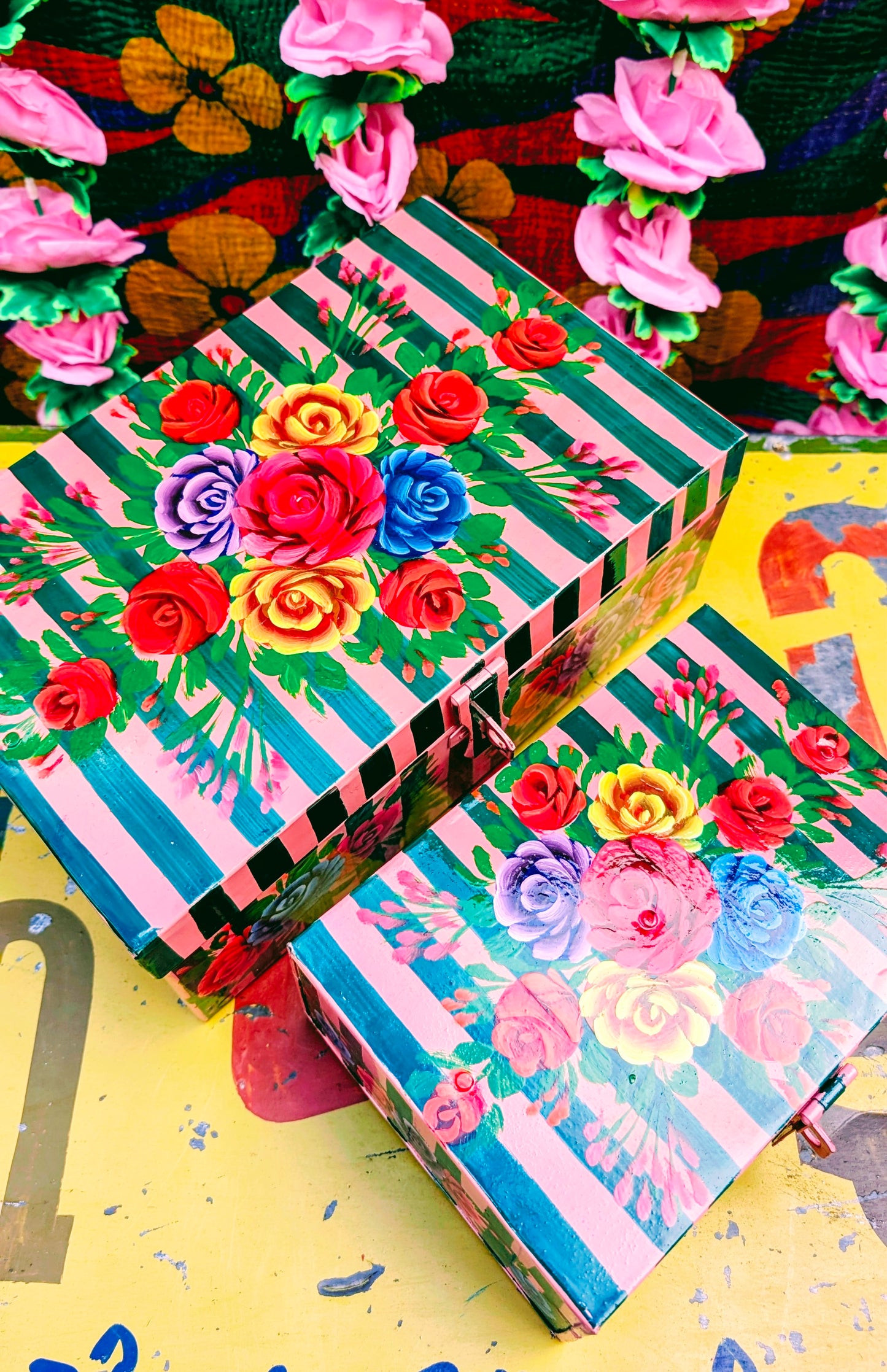 Truck art jewellery/sewing box