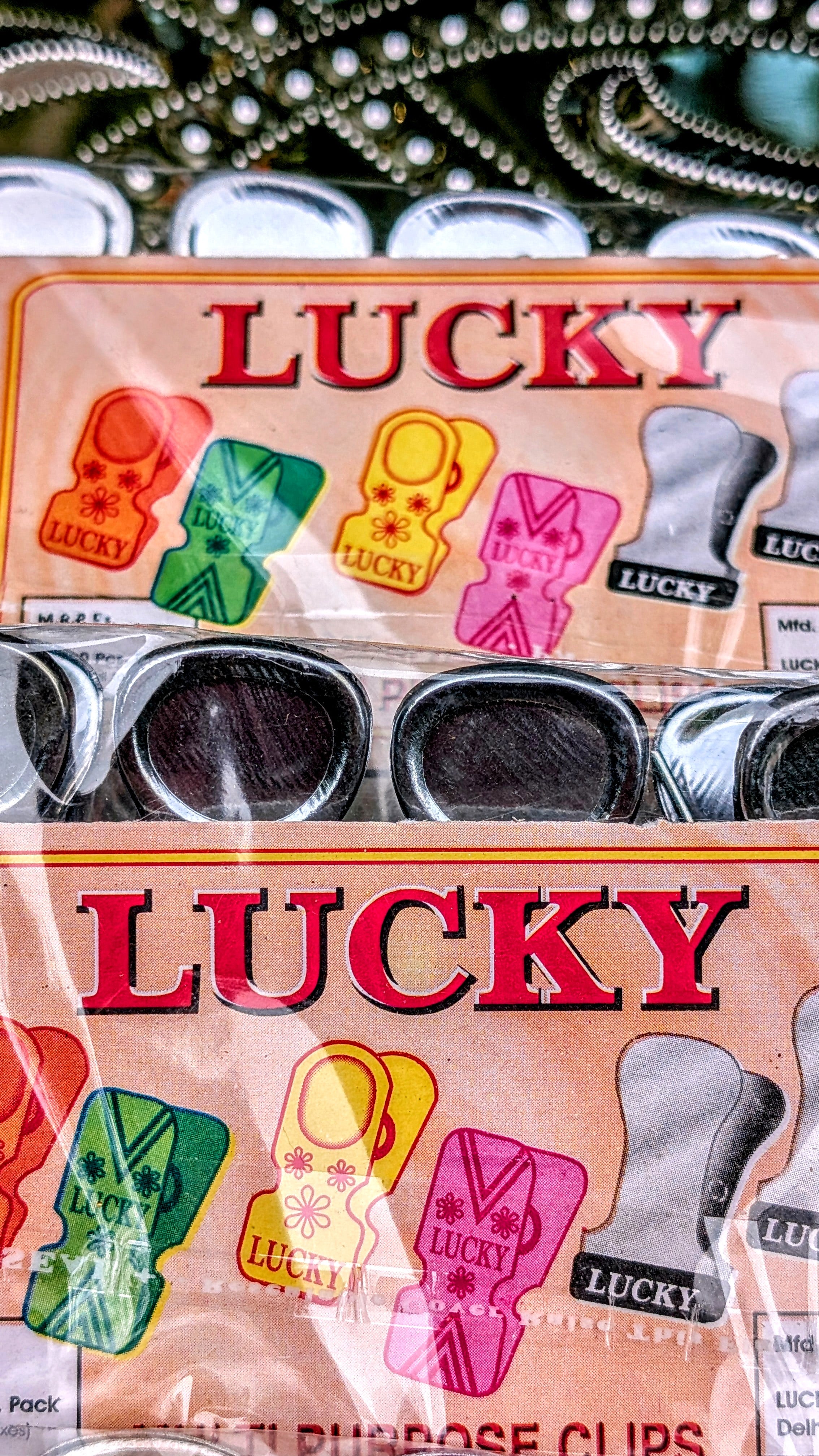 Colour Lucky pegs