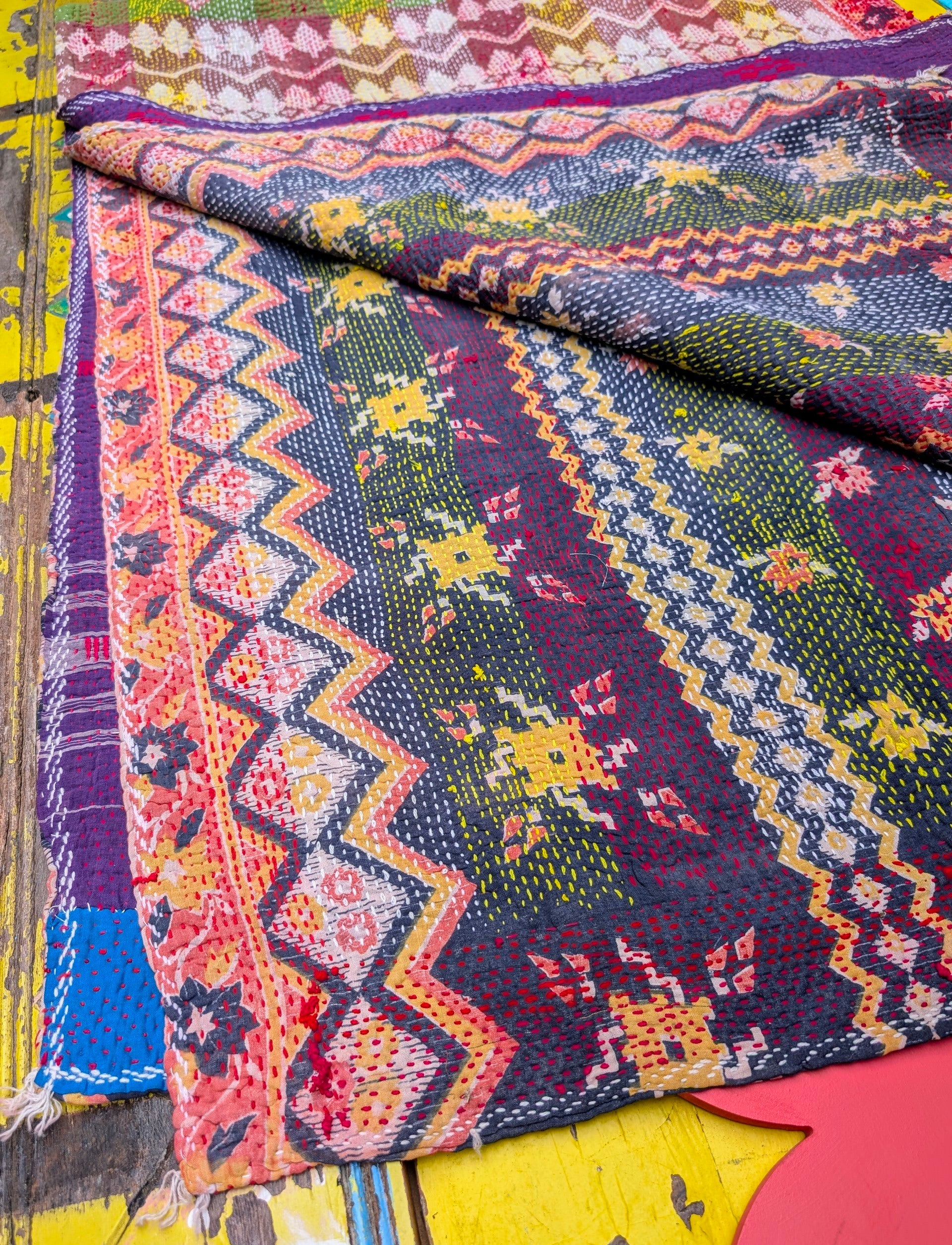 Floral graphic Kantha quilts - No 13