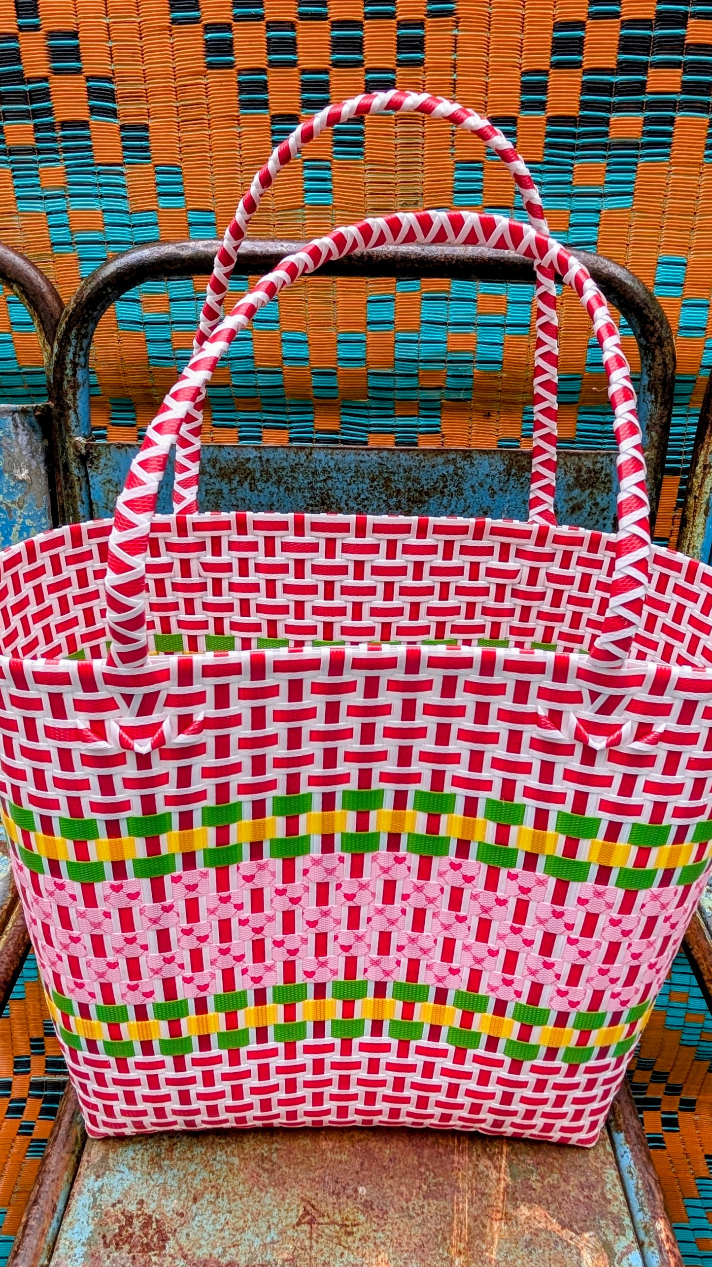 Retro woven basket