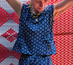 Indigo pocket top