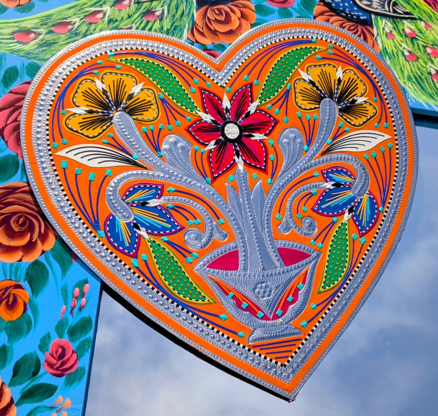 Mughal floral heart plaque