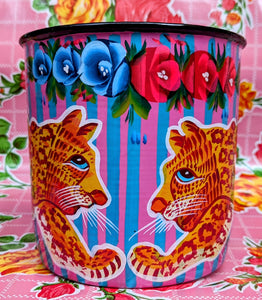 Truck art pot - big cats