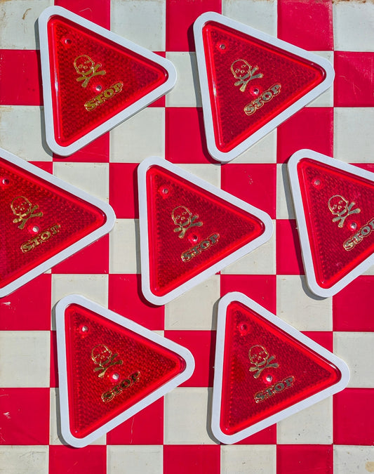 We have been looking for these for years and finally found them!!

Classic Indian STOP reflectors seen on rickshaws ......they don't seem to work judging by the state of the rickshaws...but hey...they make us laugh!

Whether you use them on bedroom doors, fridges or wear them round your neck on a night out these are an essential...yeah?!

18cm X 18cm

Purest plastic

 Truck art


 