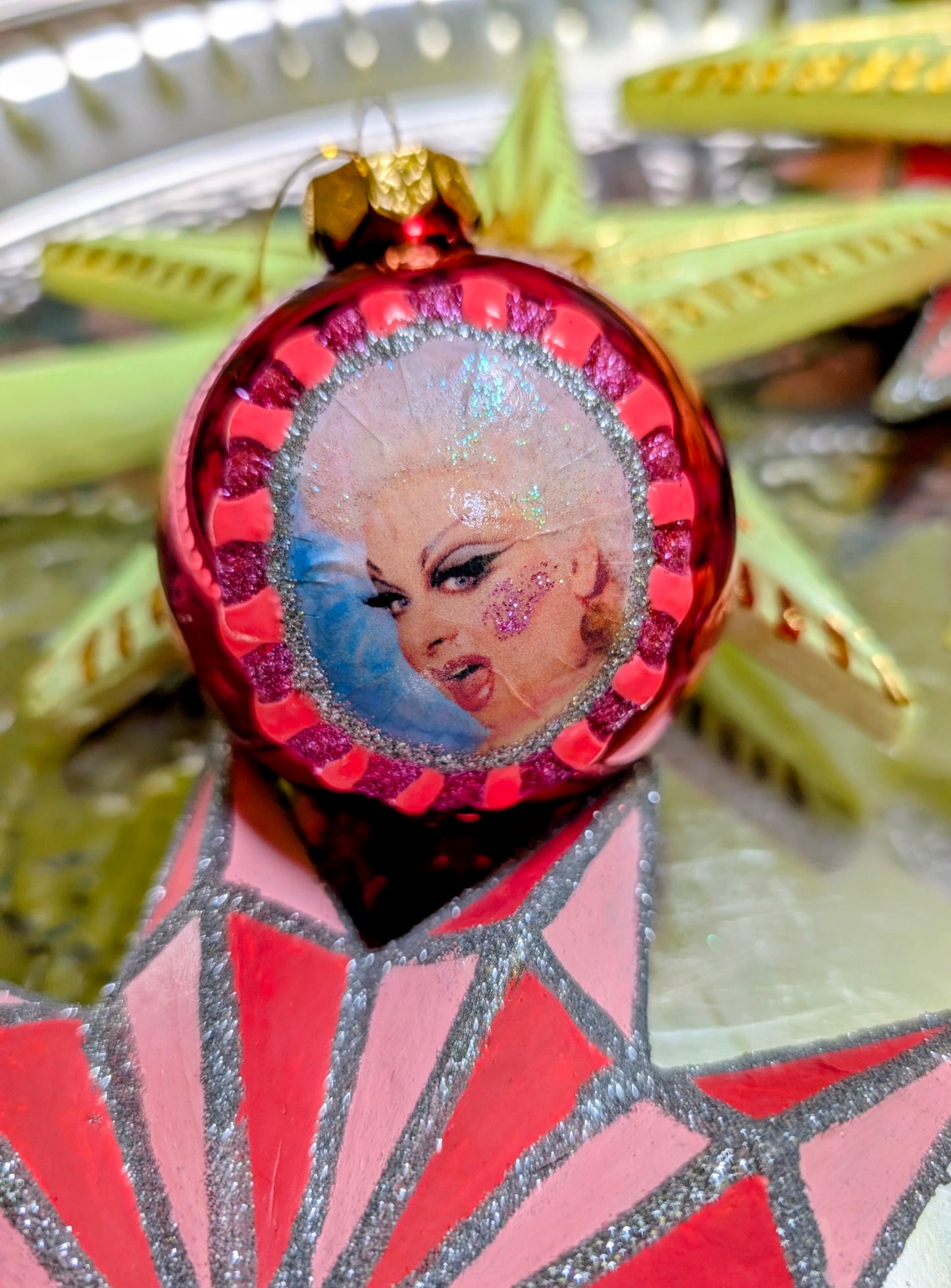 Divine glass baubles