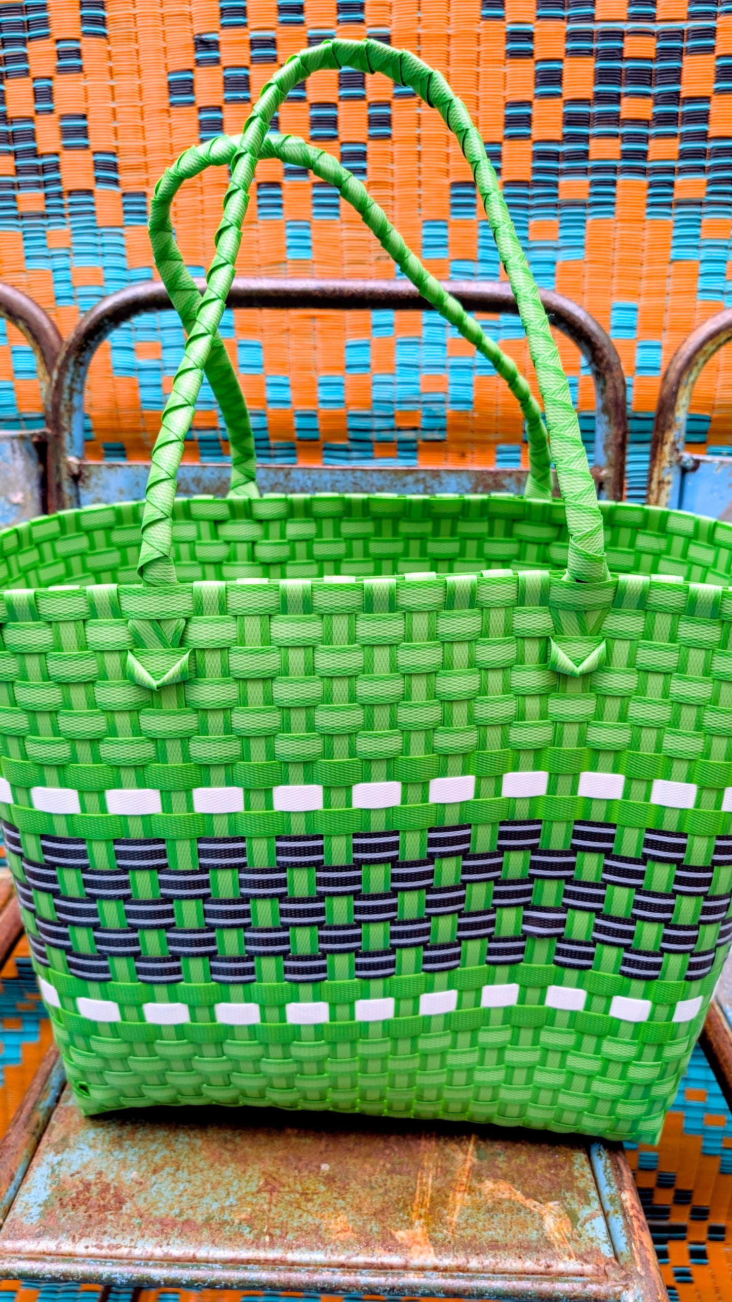 Retro woven basket