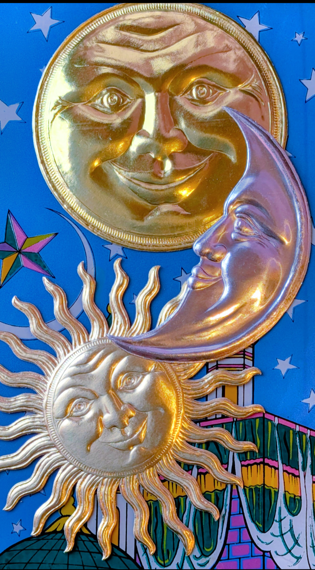 Pressed in Europe using tradional Victorian die moulds  these gorgeous gold and silver foiled creations are beautiful decorations, greetings cards, crafting material and have a whole host of other uses, we would love to see what you do with yours!!!

Made from metallic foiled card! 

Full moon 16 cm

Crescent moon 16 x 7cm

Sun 19.5 cm
Dresden
 Papers