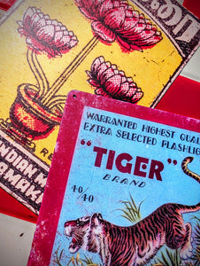 Vintage matchbox and firecracker advertising graphics printed on a tin sign for your pleasure!!

Great up on the wall or even tile behind a sink or cooker with them for a bit of eye joy!!

20x30cm

Printed tin

Not original vintage.
