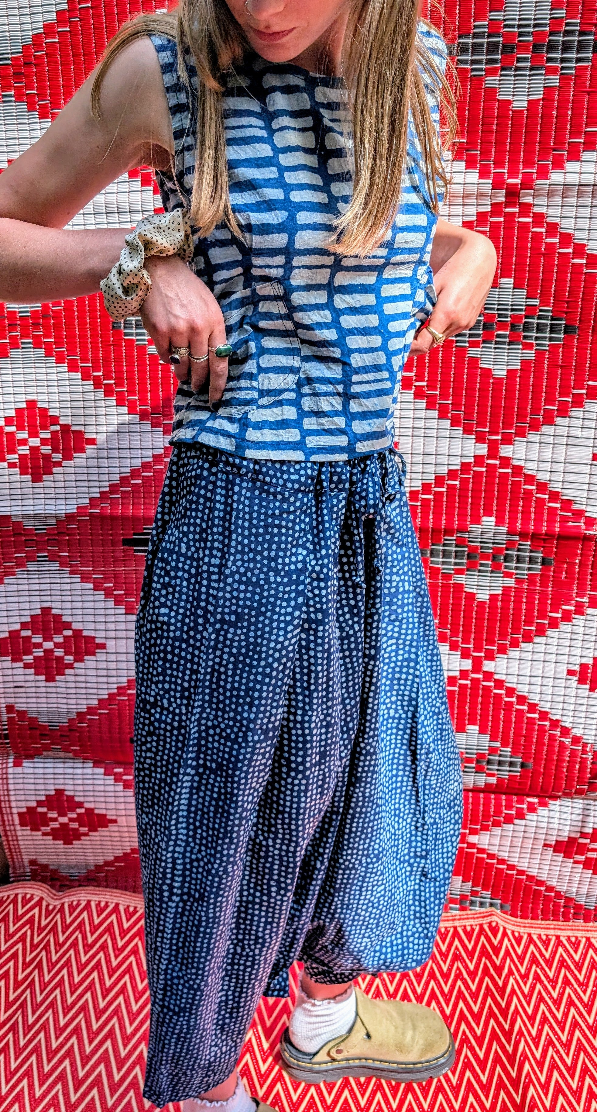 Indigo pocket top