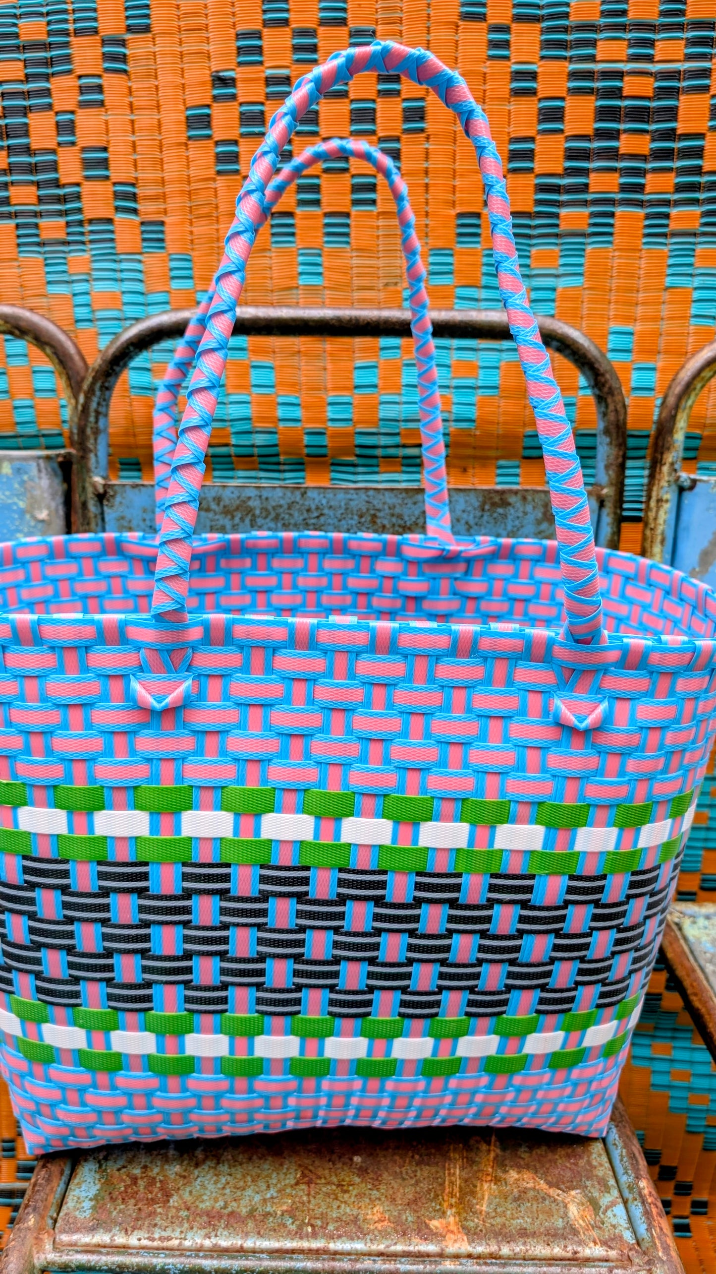 Retro woven basket