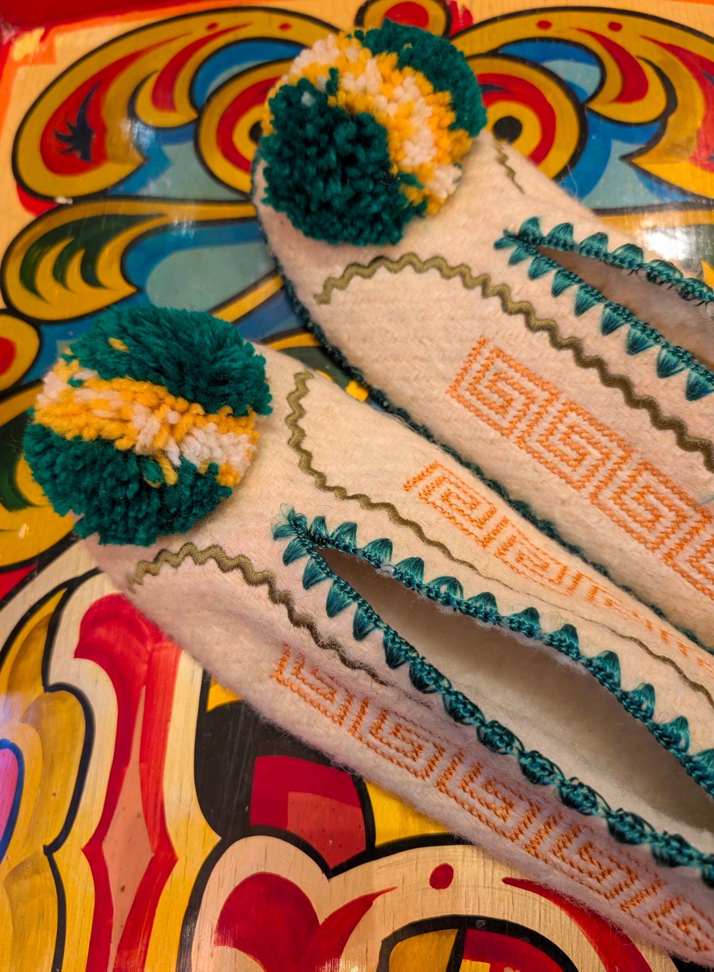 Greek pom pom slippers size 46