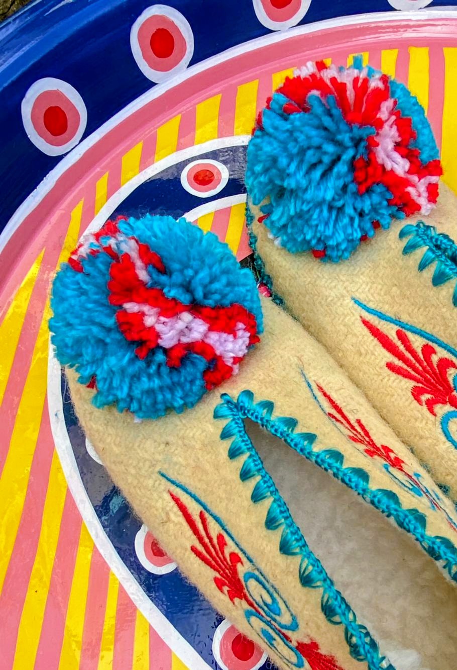 Greek pom pom slippers size 38