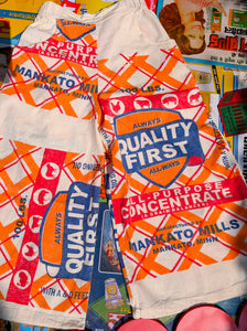 Punchy packaging wide legs