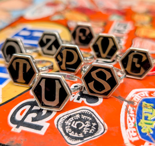 Vintage initial rings - black