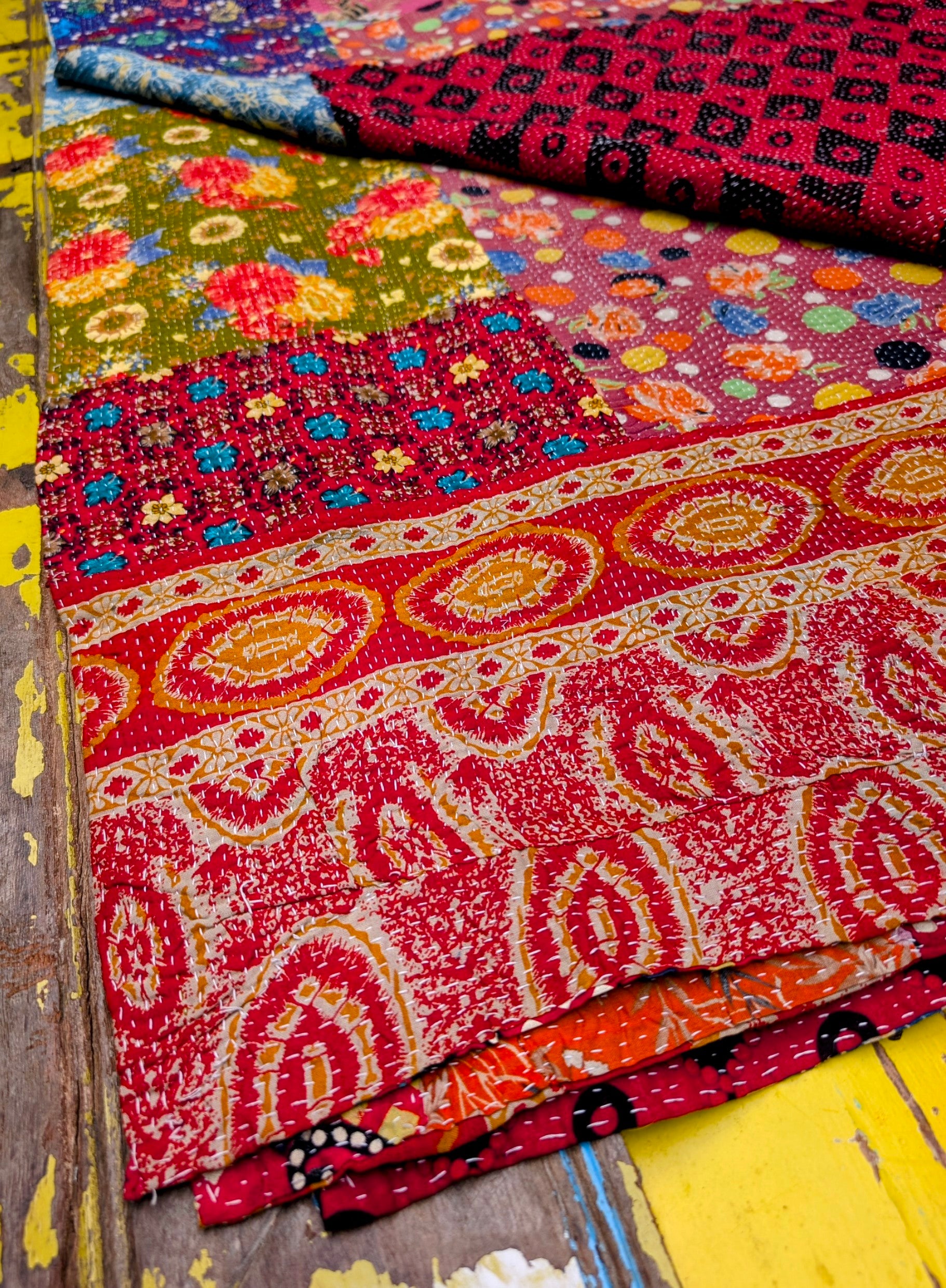Floral graphic Kantha quilts - No 10