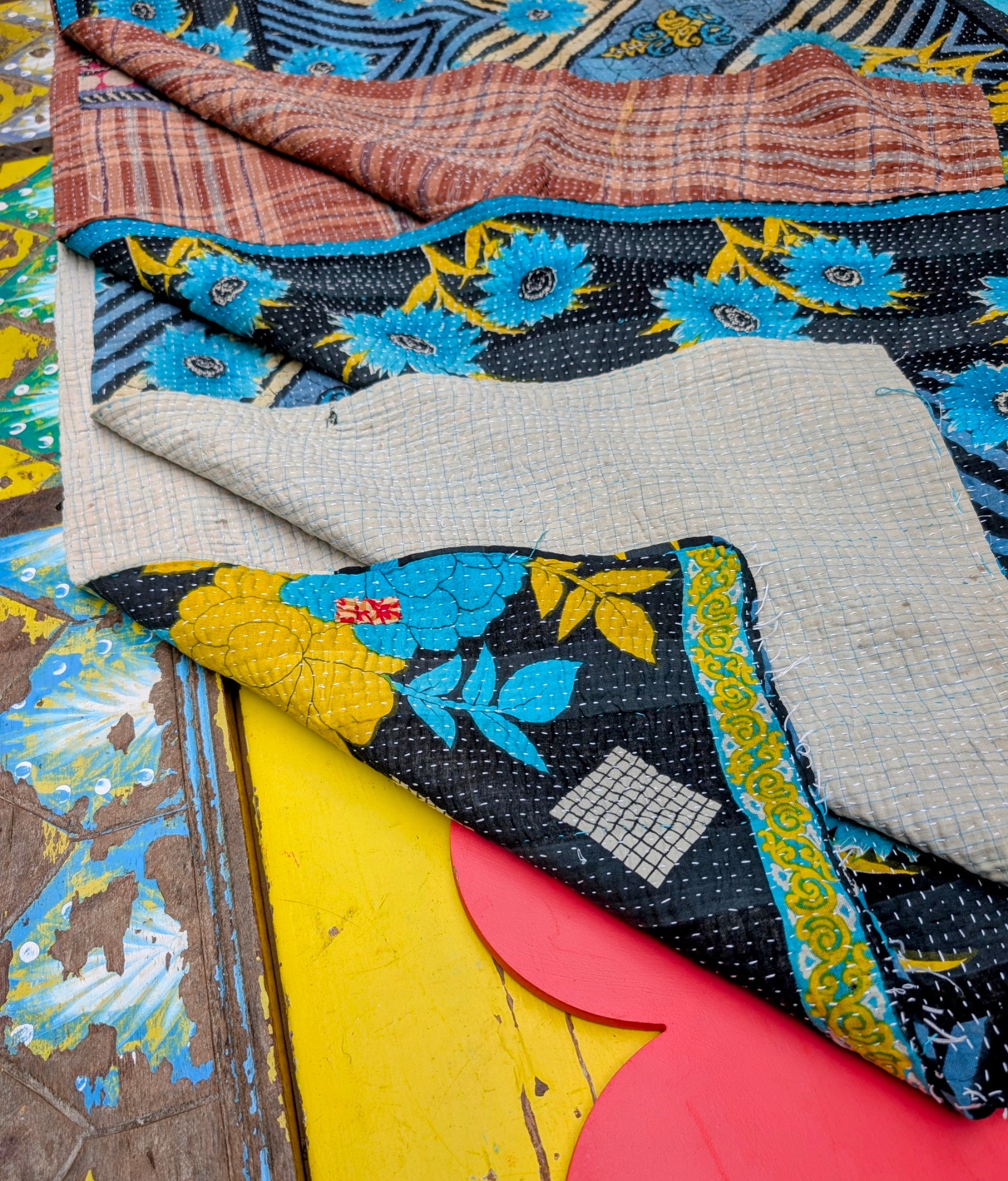 Floral graphic Kantha quilts - No 8