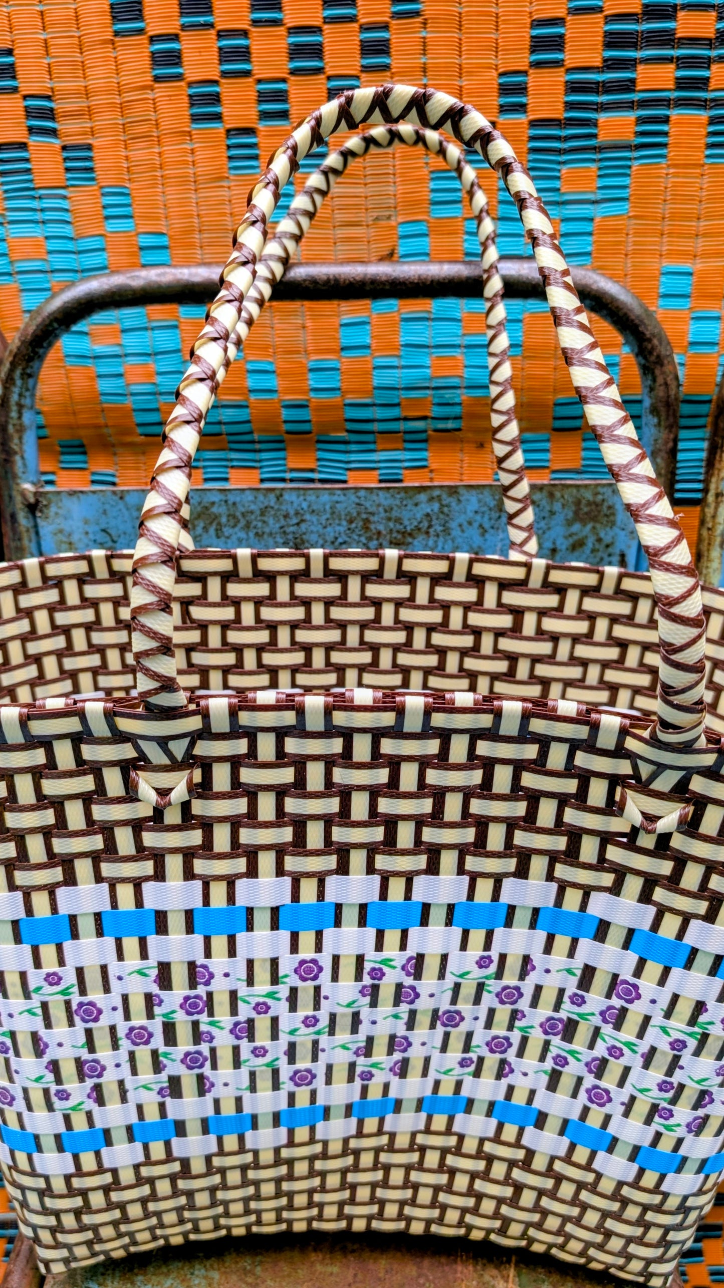 Retro woven basket