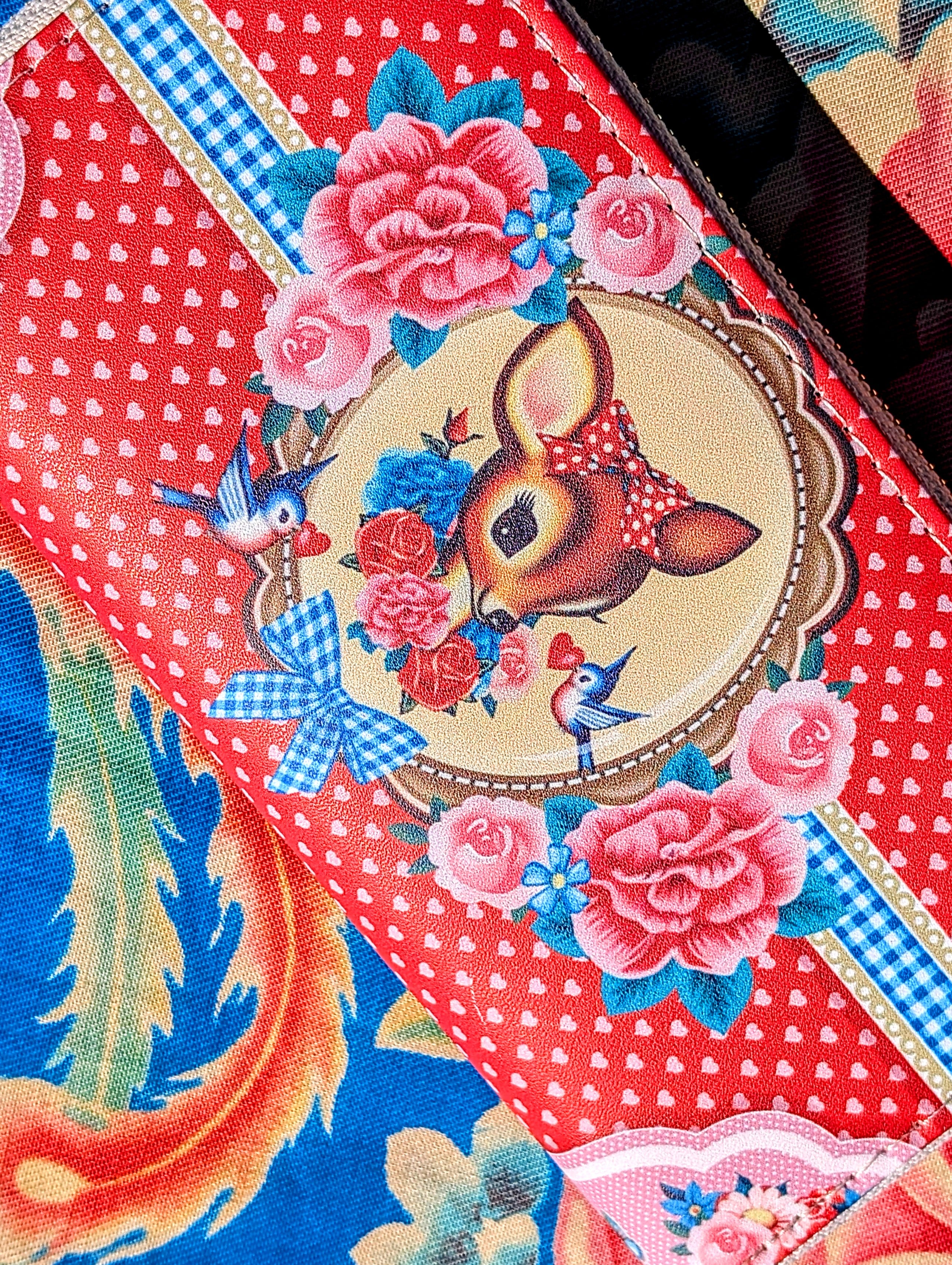 Kitsch purse