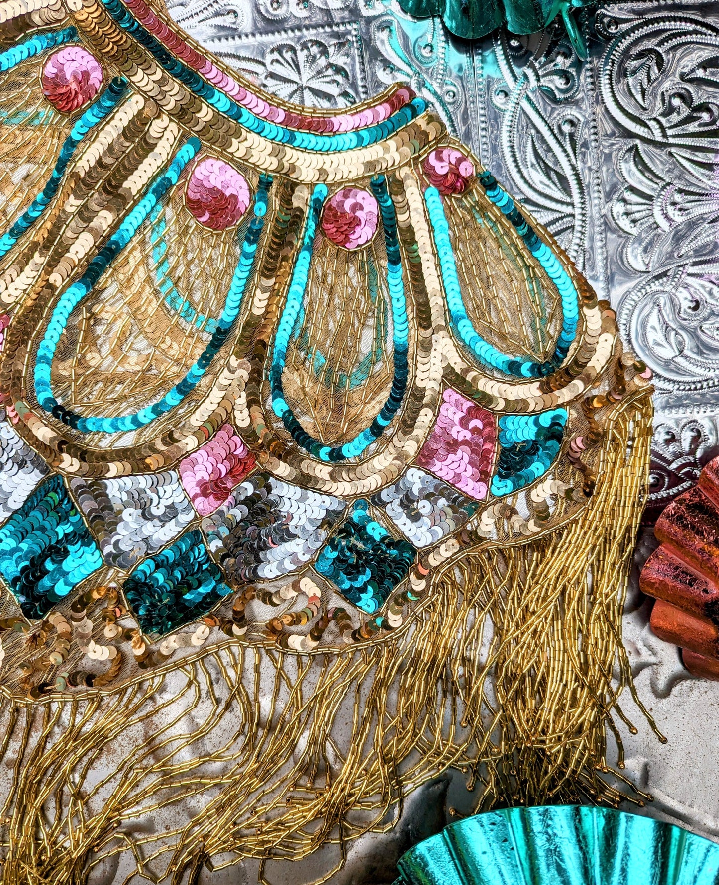 Disco dolly scallop sequin cape