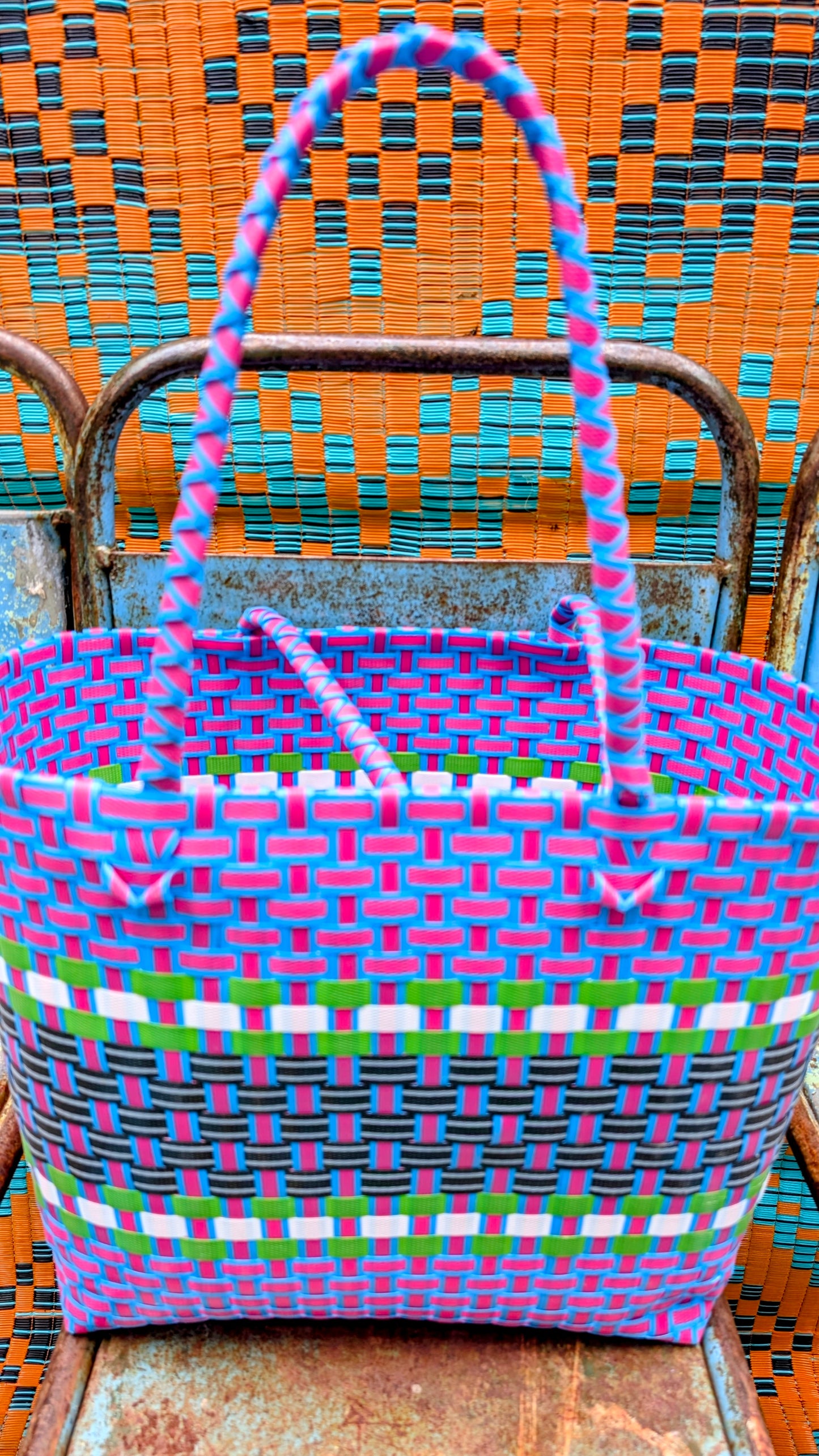 Retro woven basket