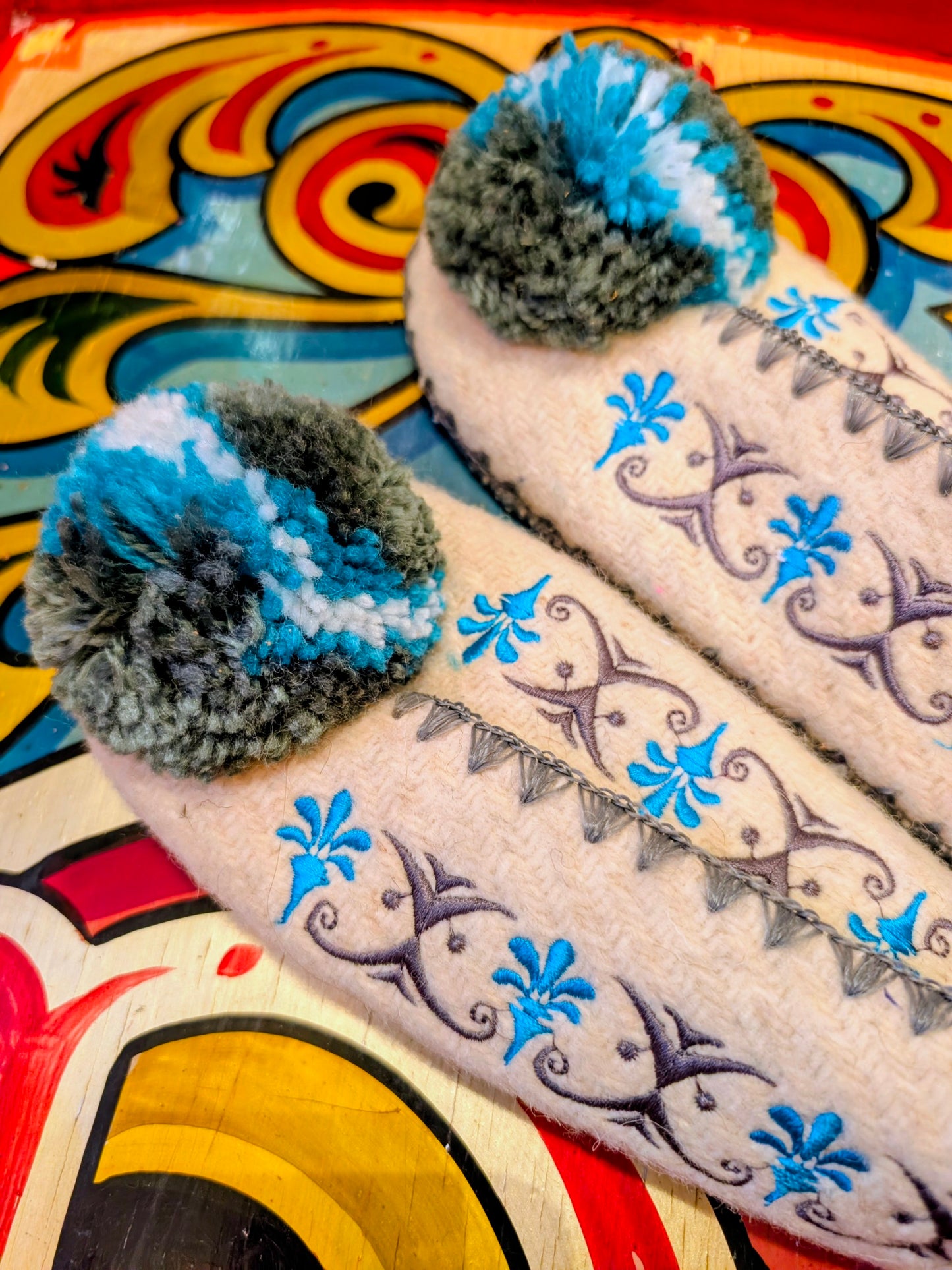 Greek pom pom slippers - size 36