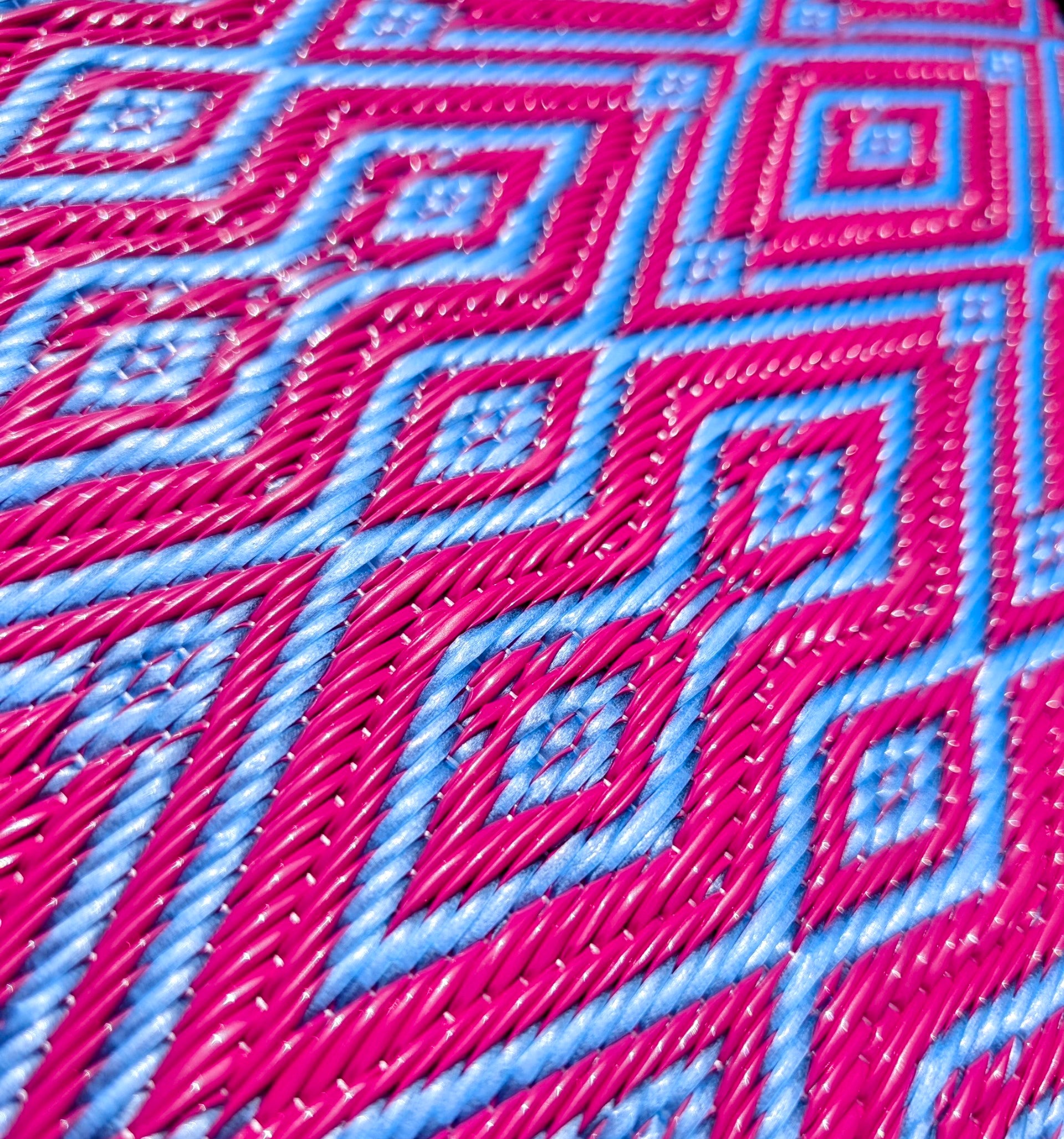 Senegalese recycled plastic mat - MEDIUM