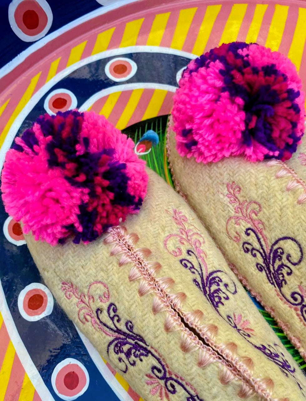 Greek pom pom slippers - size 36