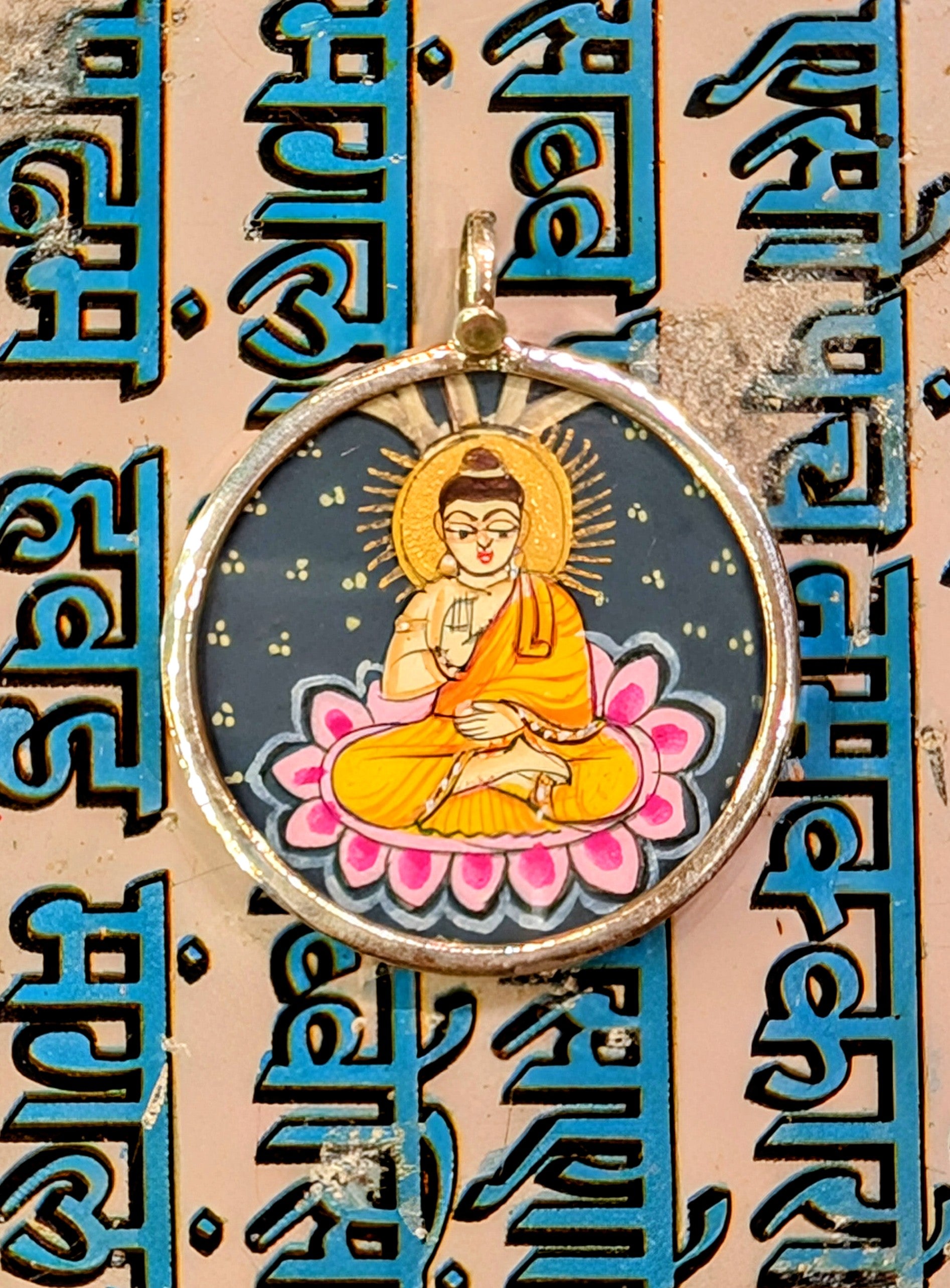 Holy Hindu gods to protect and inspire!

 Saraswati is the goddess of  knowledge .She is associated with wisdom, music, art, and learning. 

Rada and Krishna reflect the meeting of divine and human love, playfulness and devotion.

Buddha symbolises the enlightenment and awakening of the soul .

Shiva is the god of Yoga, and of the transformative nature of the universe.

Hanuman symbolises unwavering  devotion , bravery and strength.

Baby Krishna has the qualities of joy, unity and devotion.

Made in Rajast