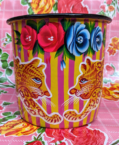 Truck art pot - big cats