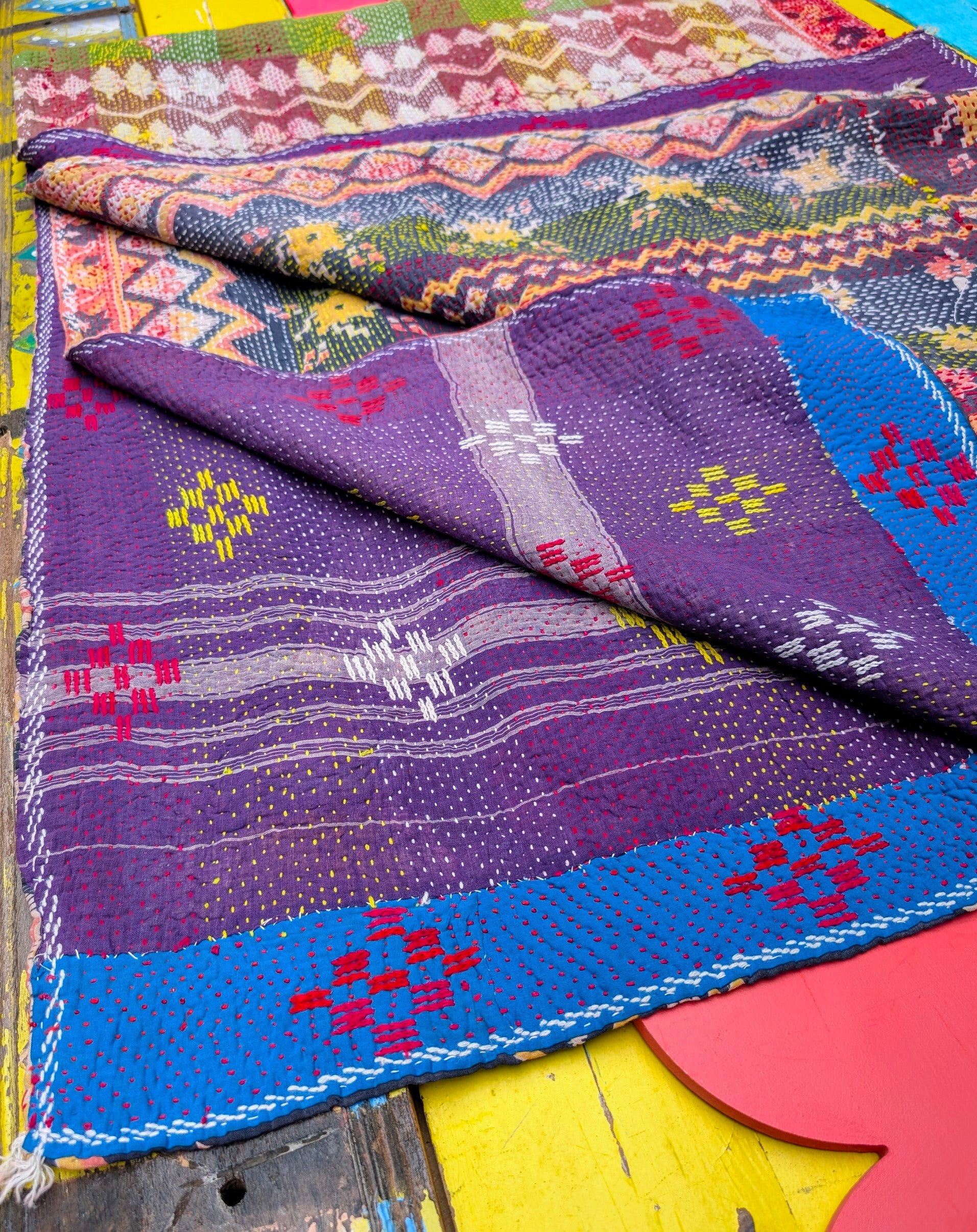 Floral graphic Kantha quilts - No 13