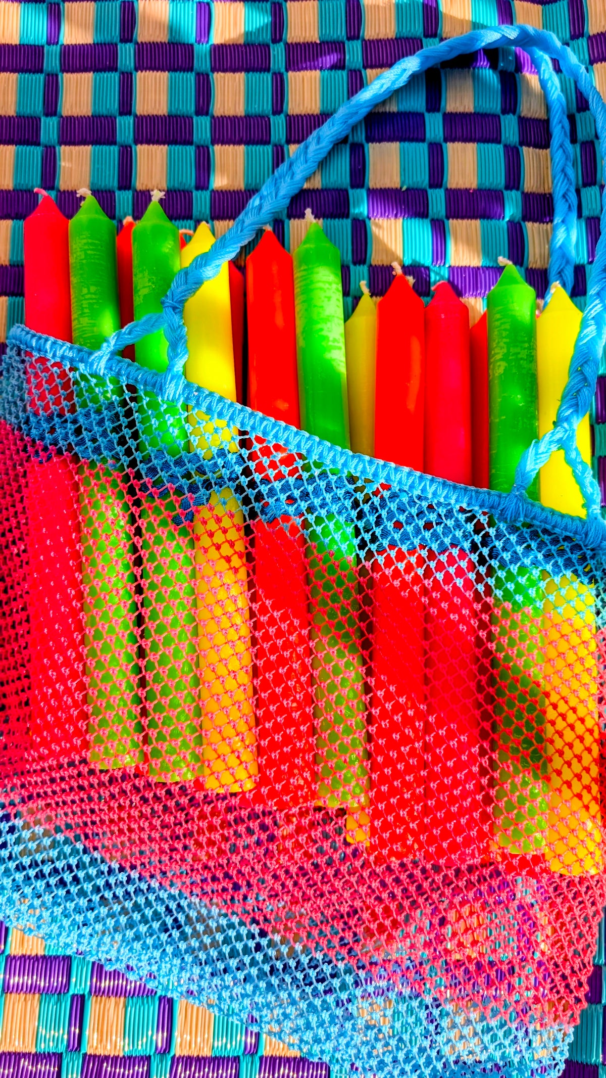 Yummy rustic finish on these brightest neon colour, beautiful dinner candles, coloured all the way through and slow burning too!!

25 x 2.5cm, standard dinner candle size.

Sold as set of 4 different colours, or in pairs of single colours.

 

 

 
