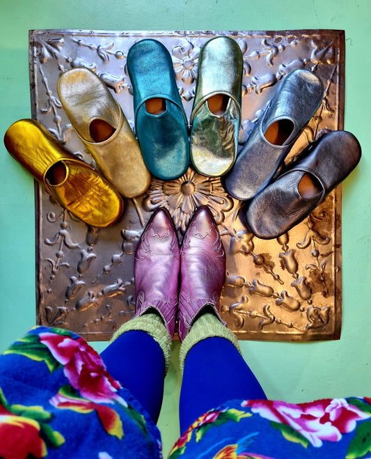 Super soft leather slippers handmade in Morocco. These slippers are true to size!

The colours change with each new delivery, so do keep your eyes peeled for new colours.