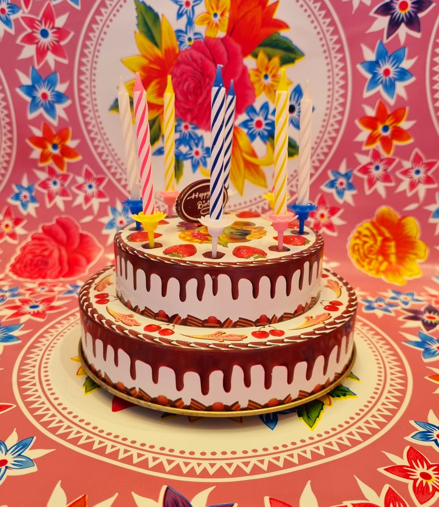 Clockwork Birthday cake with melody