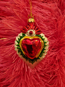 Sacred heart milagros decorations