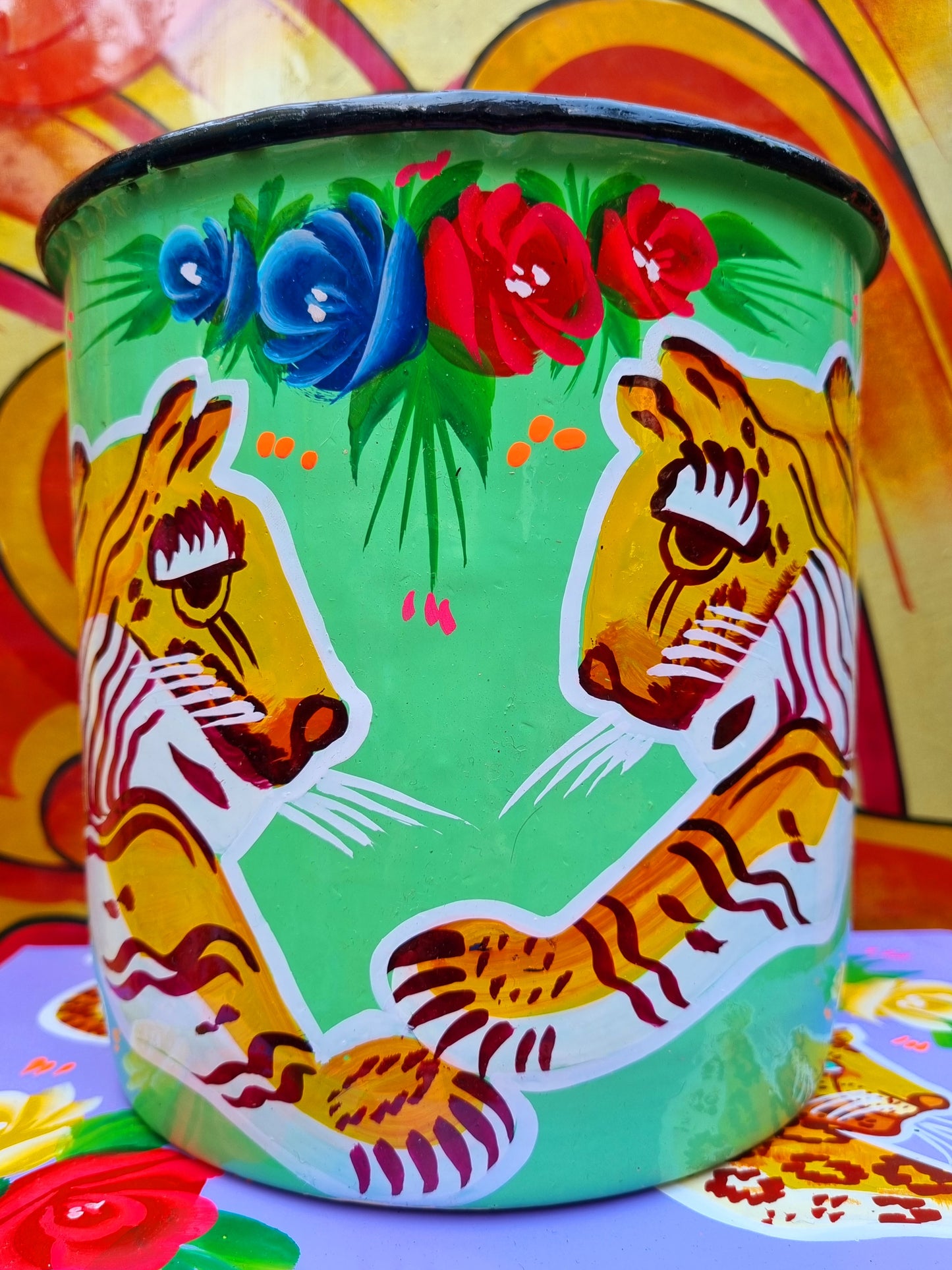 Truck art pot - big cats